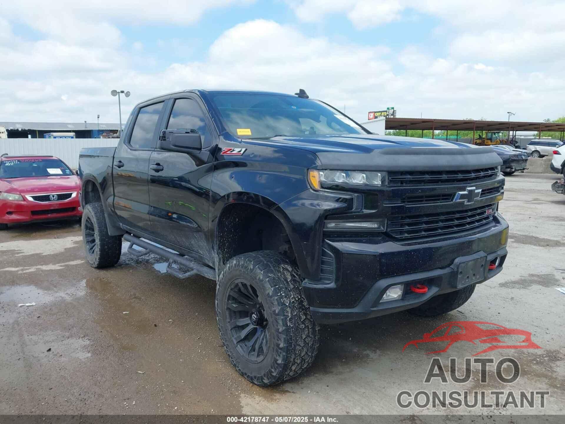 CHEVROLET SILVERADO 1500 2020 - 1GCPYFED9LZ124029