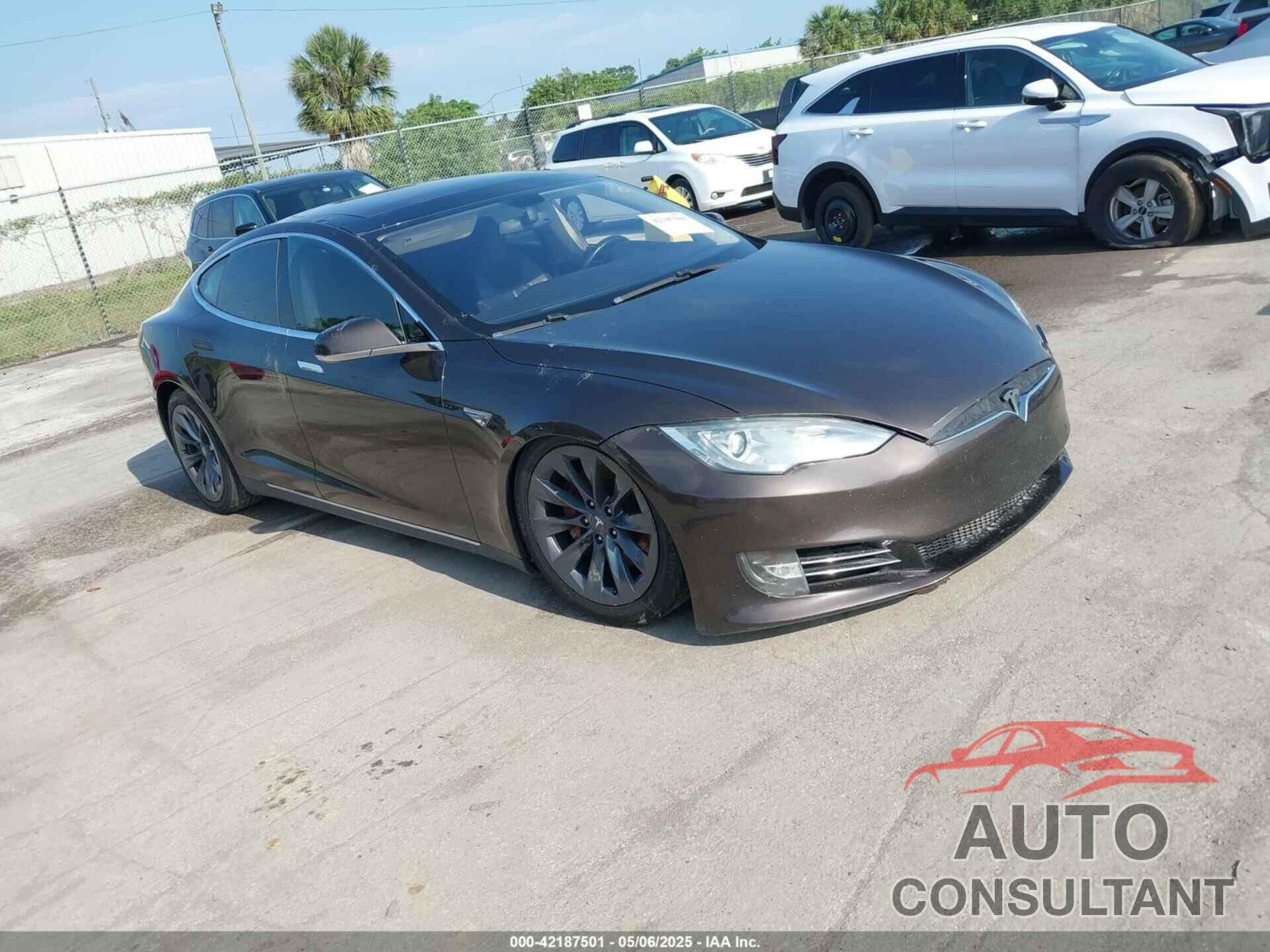 TESLA MODEL S 2013 - 5YJSA1CP1DFP25778