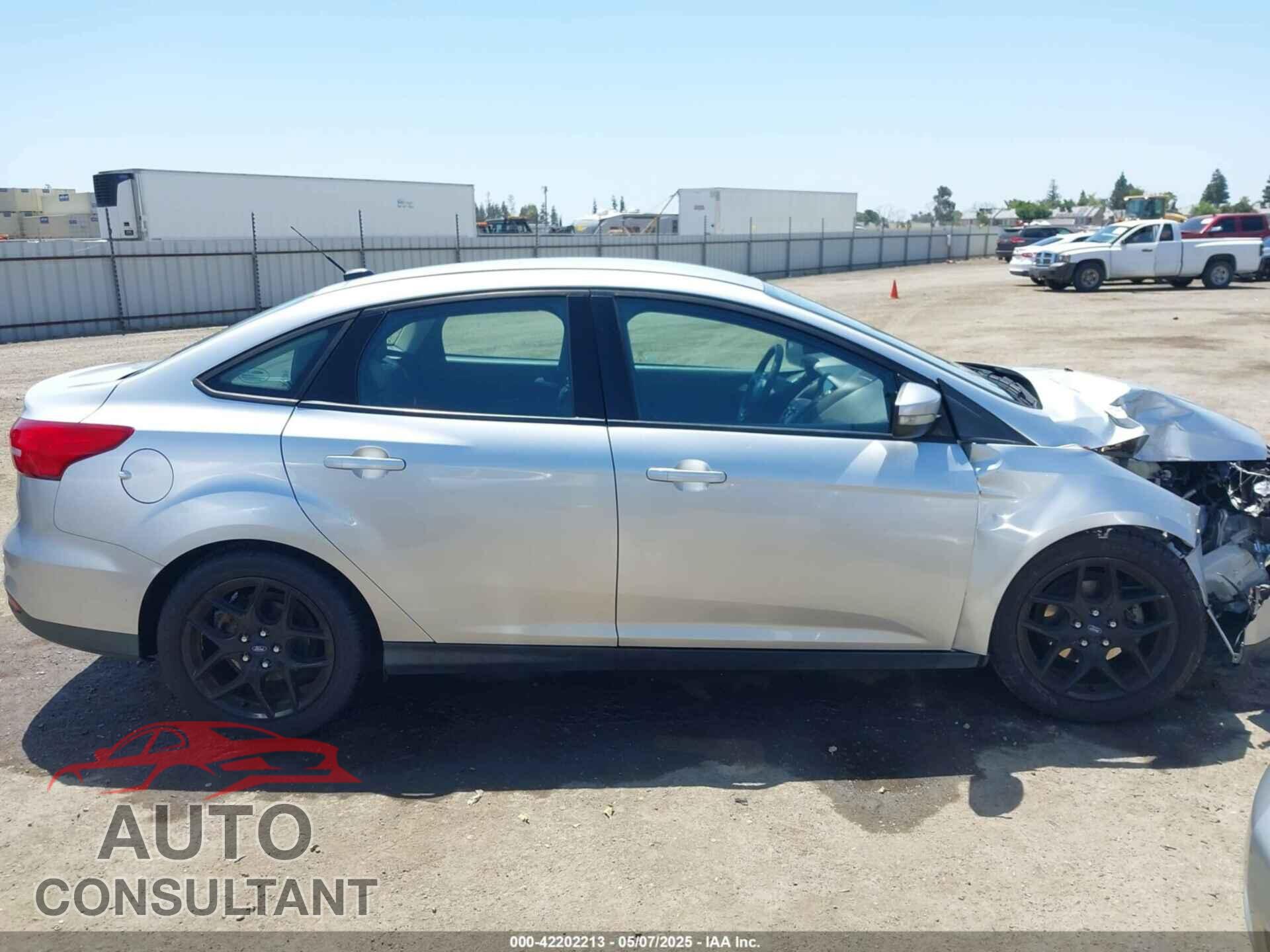 FORD FOCUS 2016 - 1FADP3F24GL225821