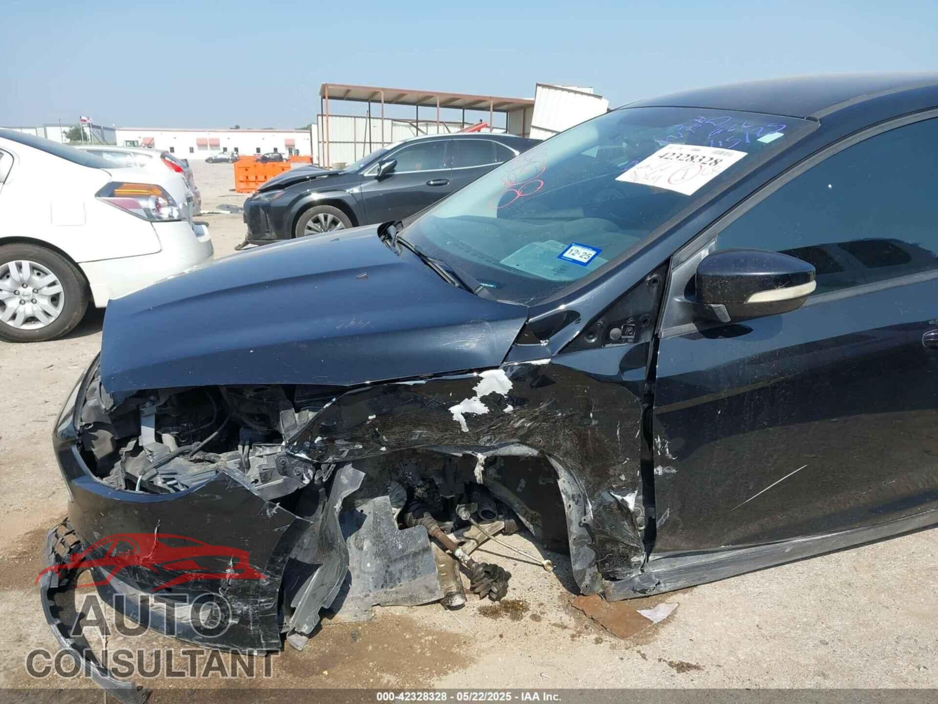 FORD FOCUS 2016 - 1FADP3K26GL343942