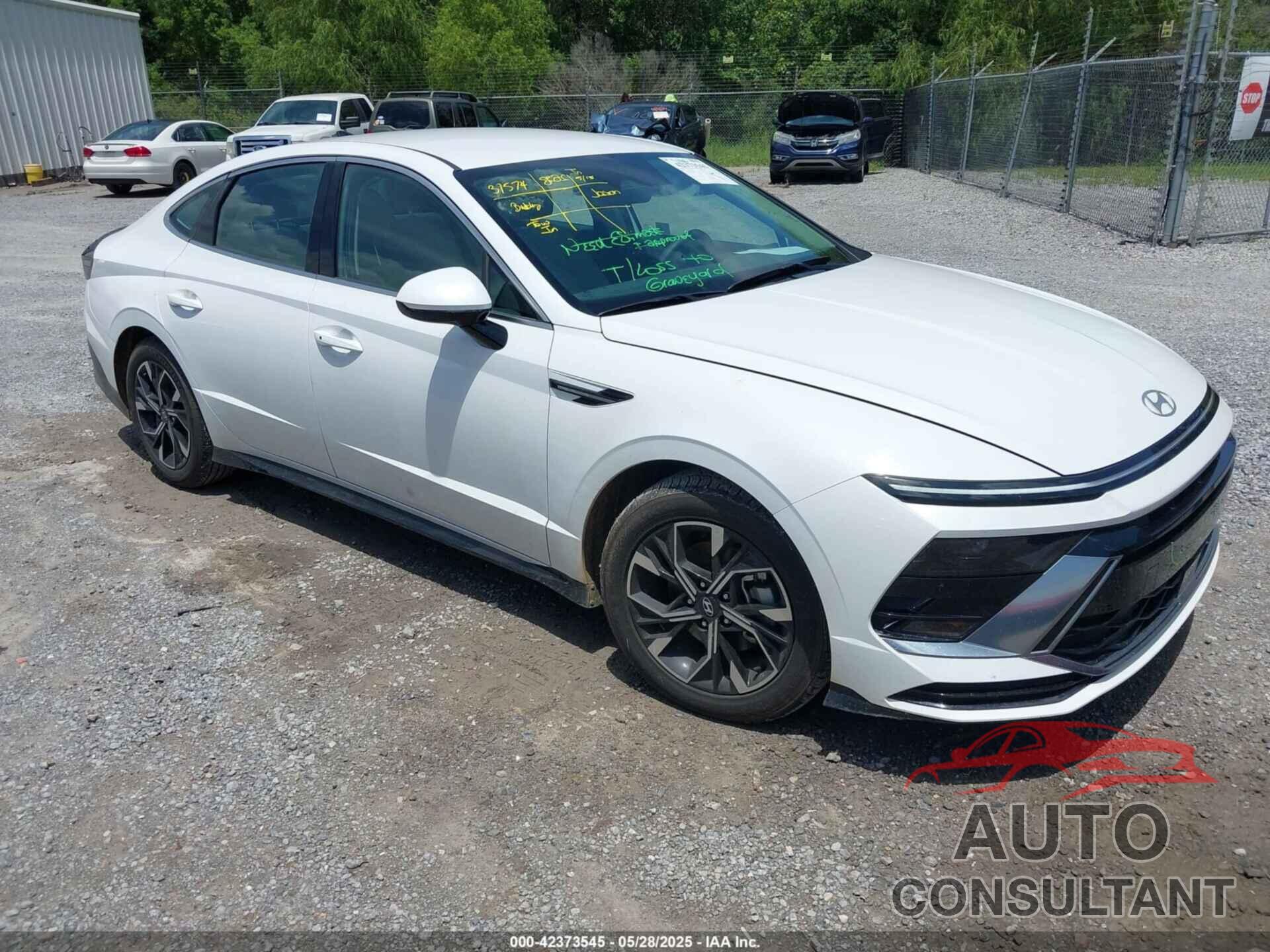 HYUNDAI SONATA 2024 - KMHL64JA9RA383675