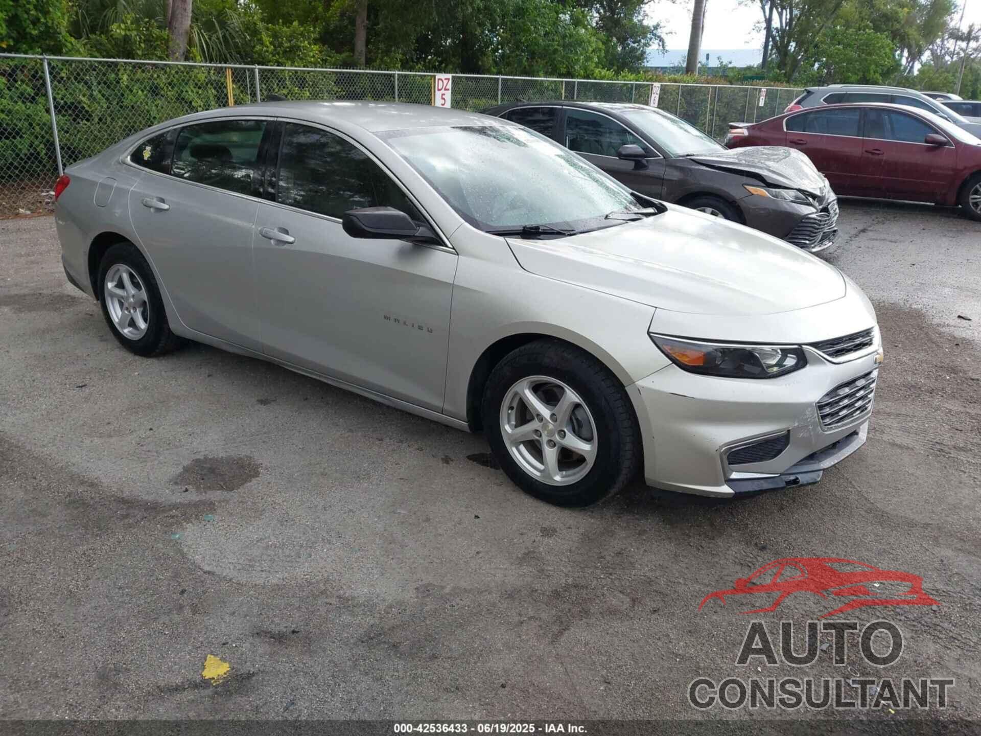 CHEVROLET MALIBU 2017 - 1G1ZB5ST8HF266955