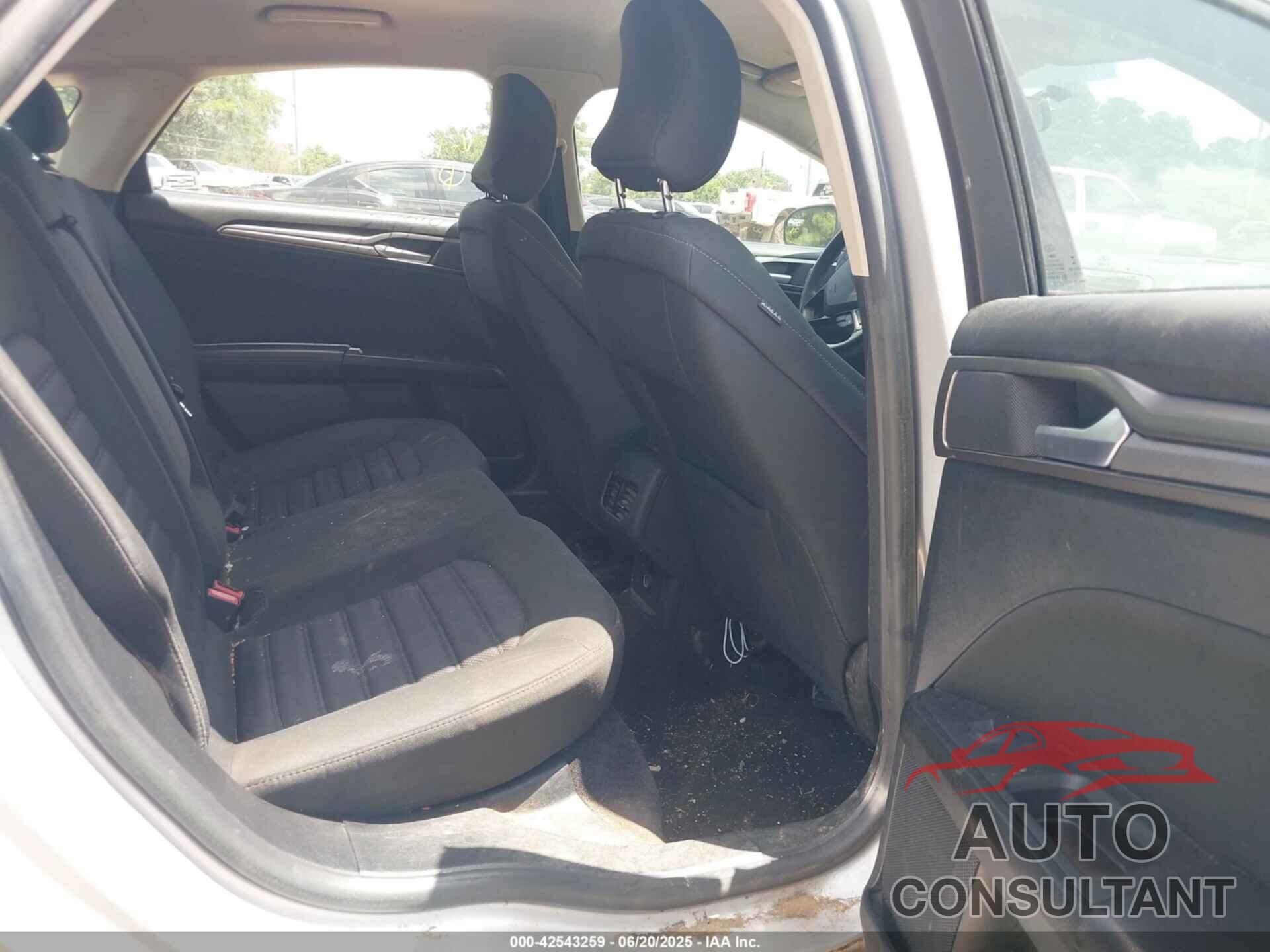 FORD FUSION HYBRID 2018 - 3FA6P0LU2JR172557