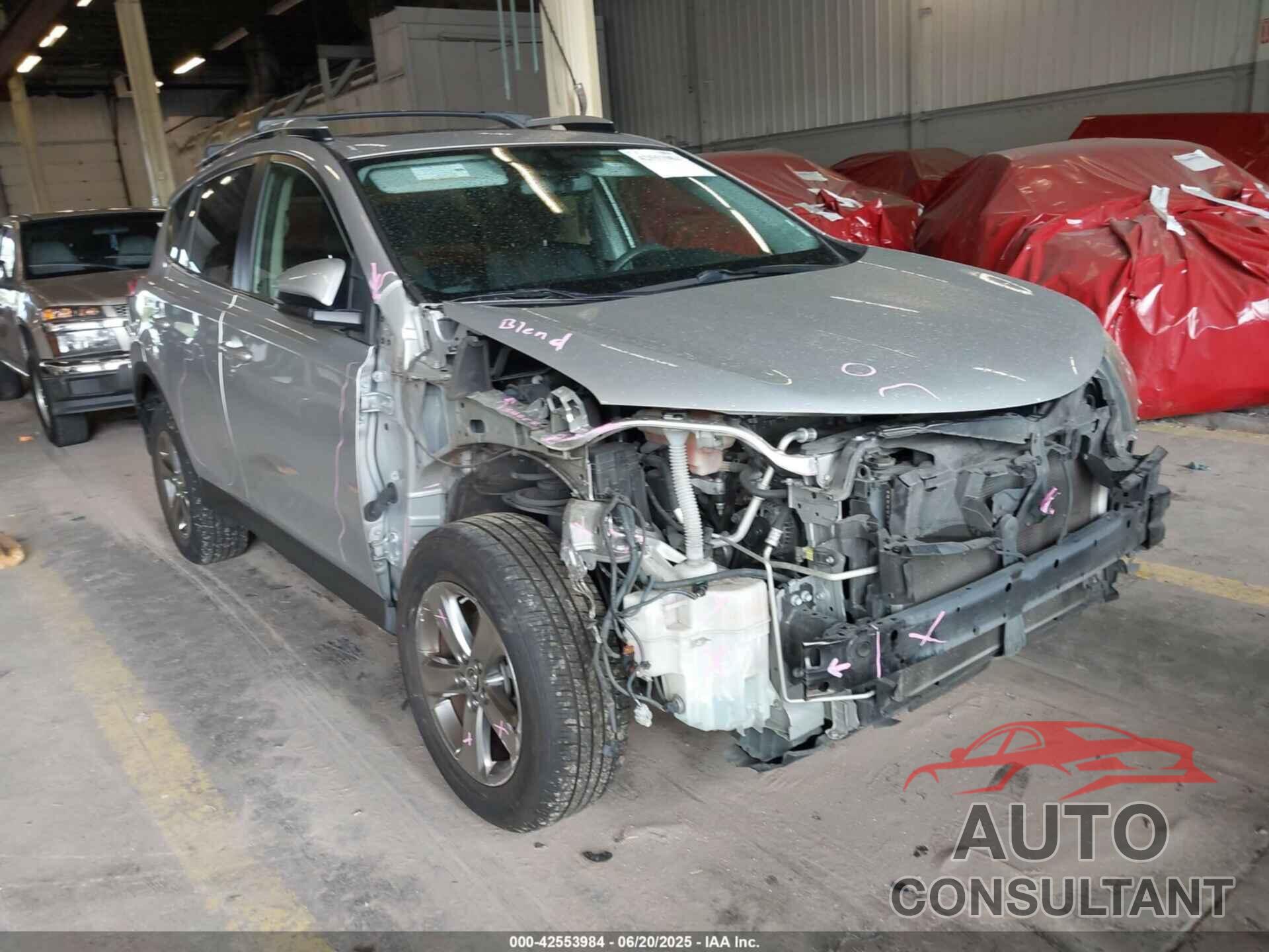 TOYOTA RAV4 2015 - JTMRFREV4FD162617