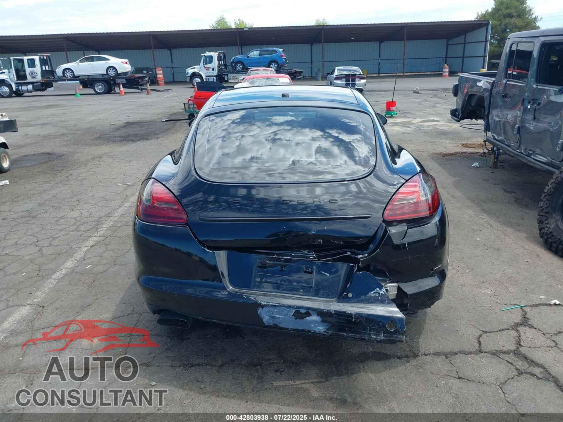 PORSCHE PANAMERA 2012 - WP0AA2A70CL071324