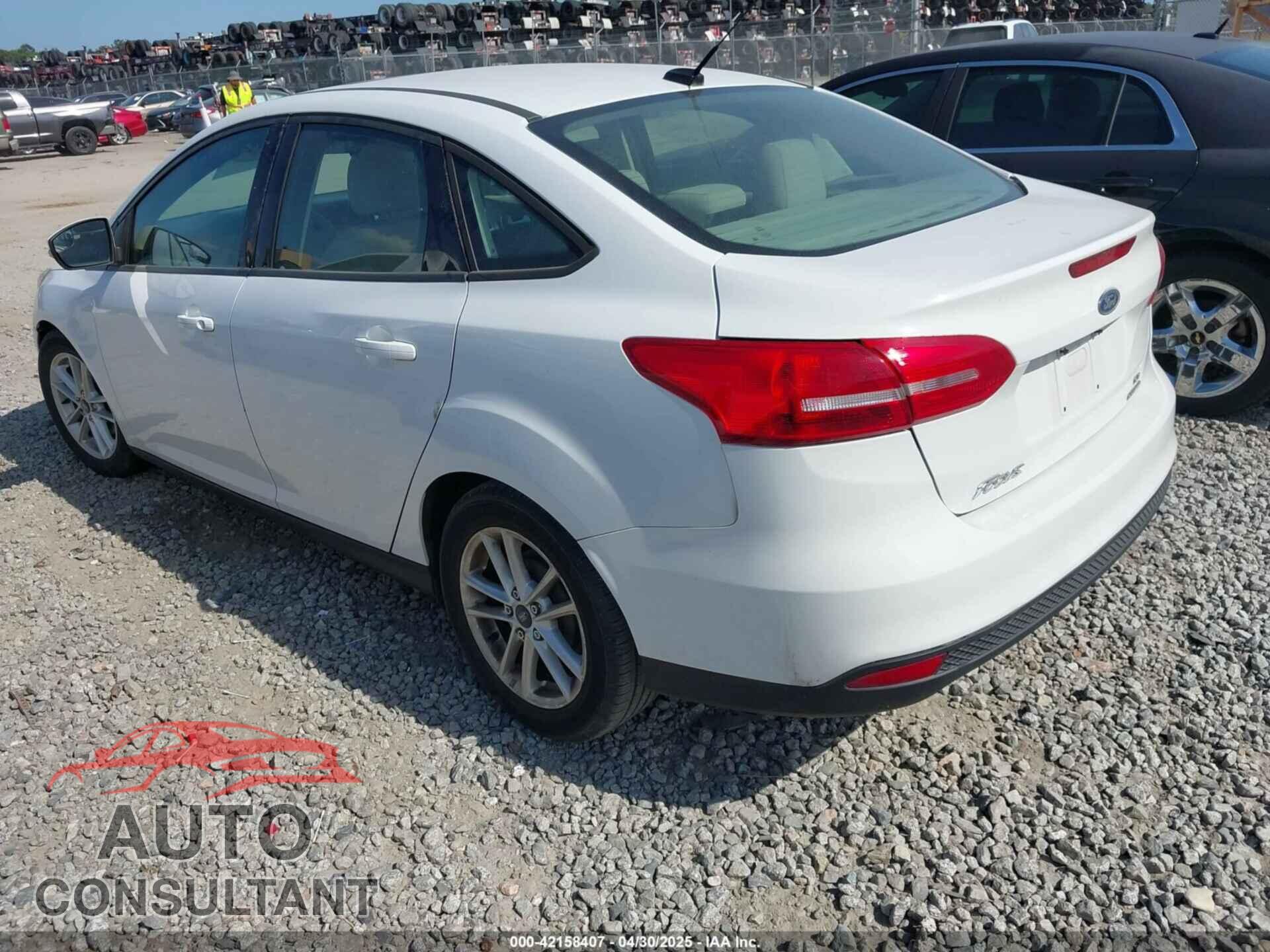 FORD FOCUS 2015 - 1FADP3F26FL316636