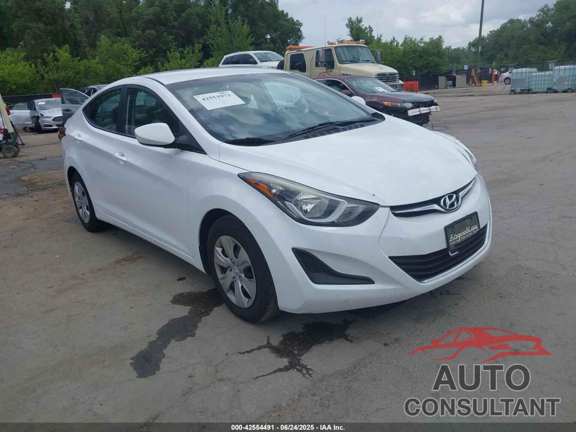 HYUNDAI ELANTRA 2016 - 5NPDH4AE3GH745592