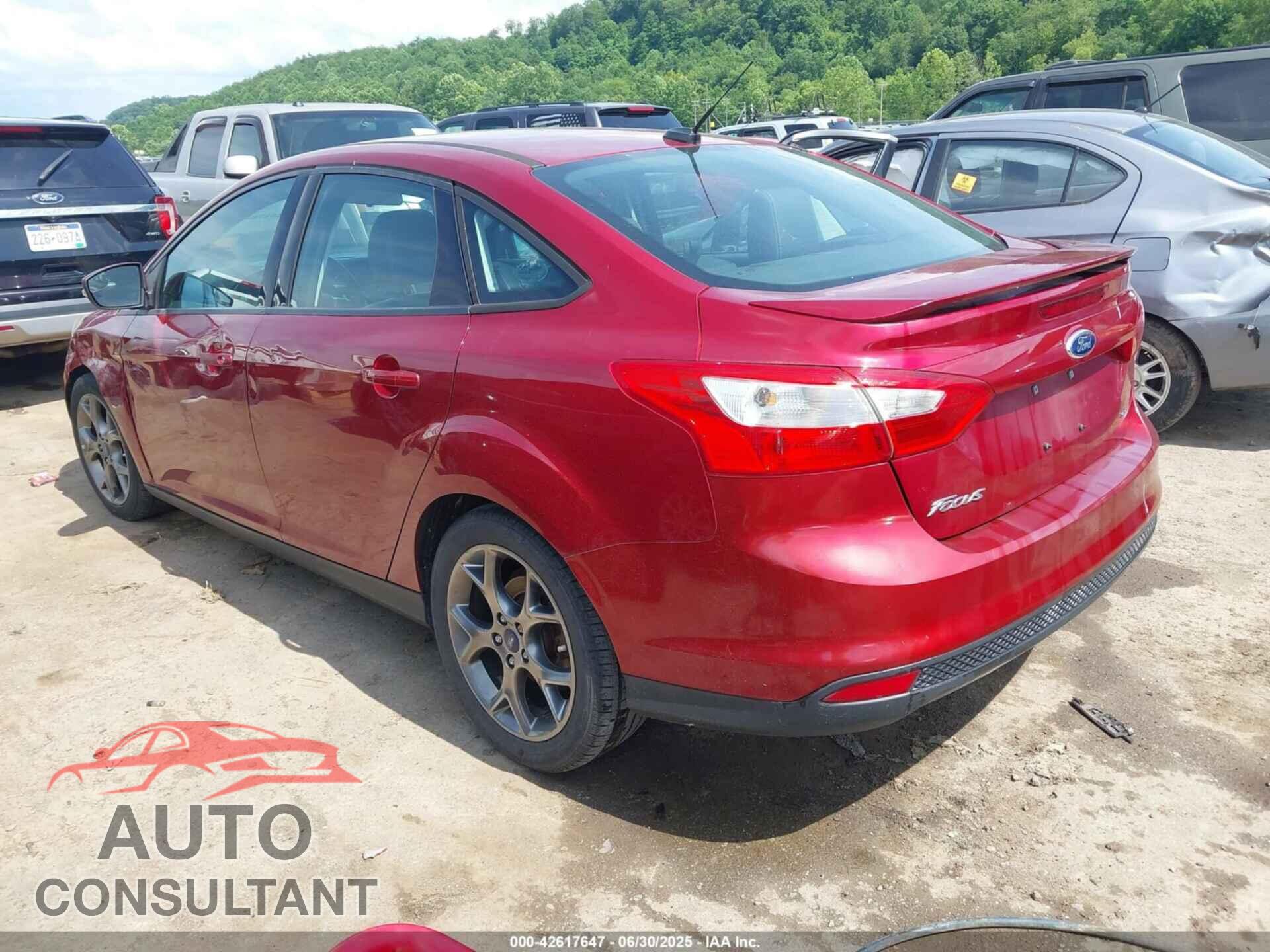 FORD FOCUS 2014 - 1FADP3F22EL297811