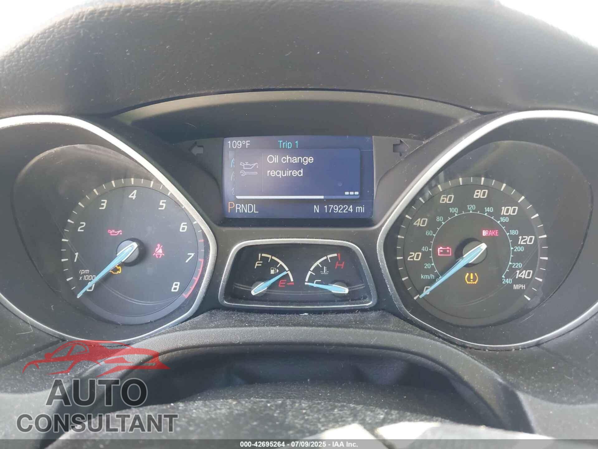 FORD FOCUS 2014 - 1FADP3F2XEL173043