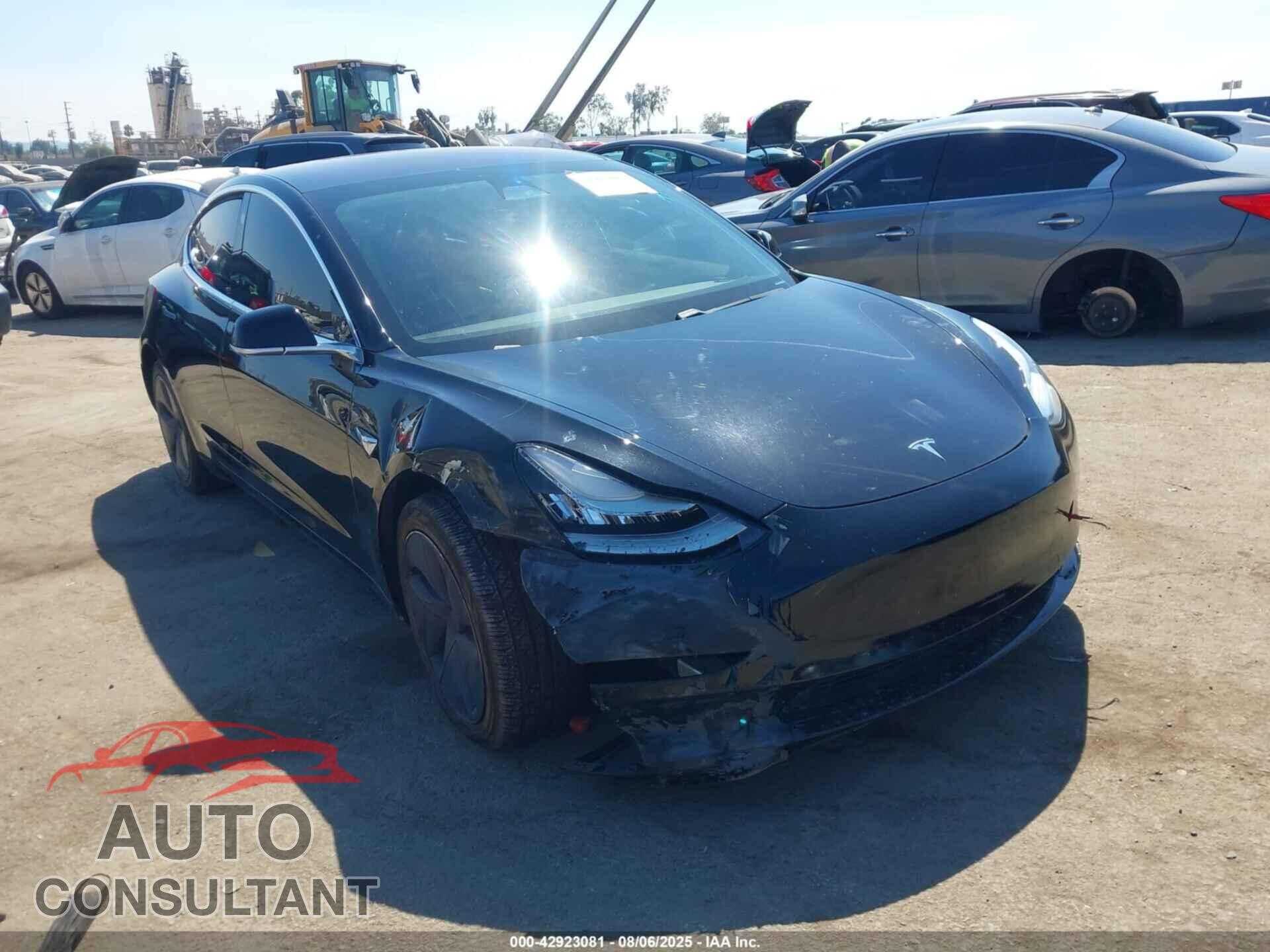 TESLA MODEL 3 2019 - 5YJ3E1EAXKF306178