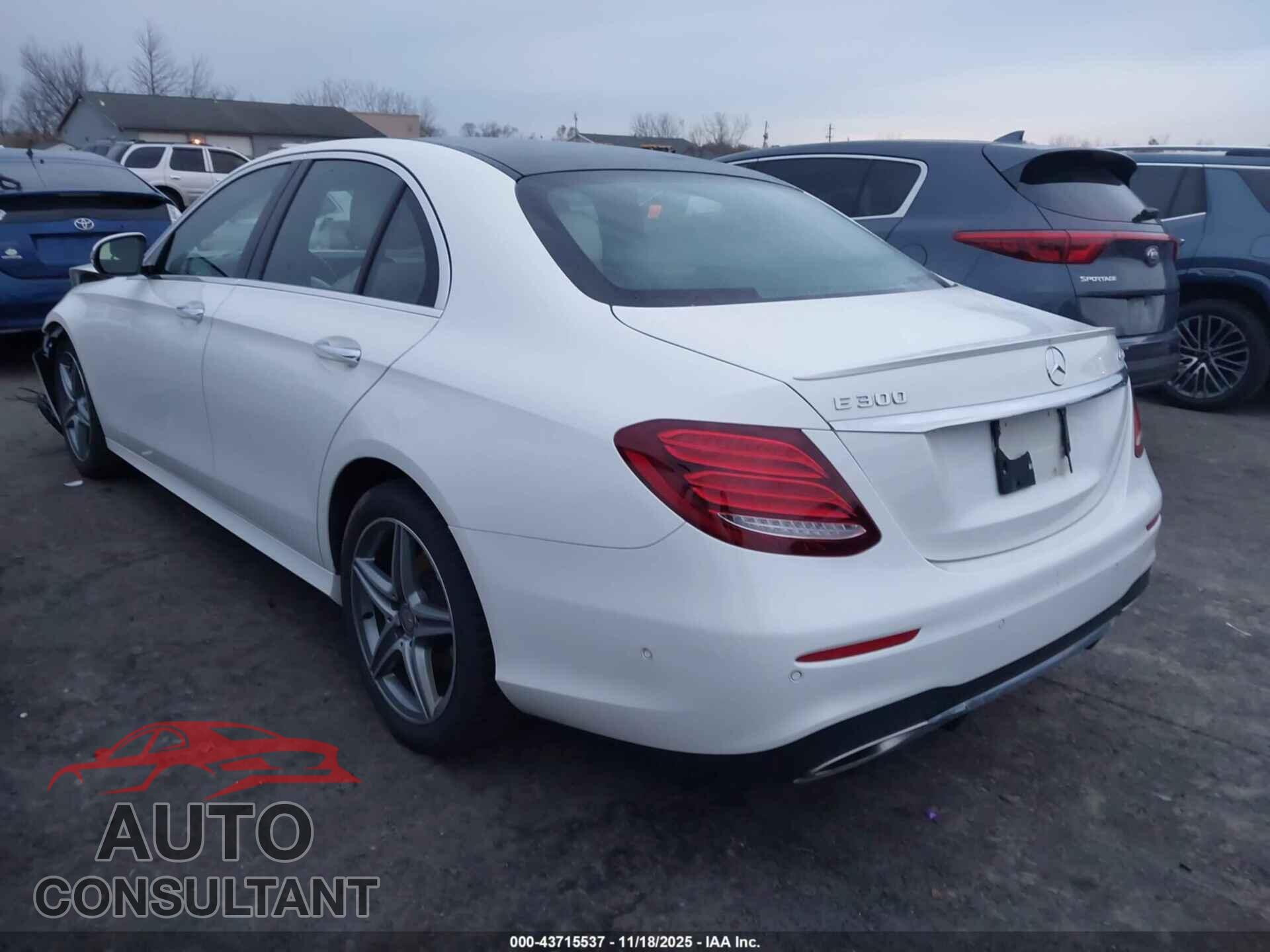 MERCEDES-BENZ E 300 2017 - WDDZF4KB5HA051114