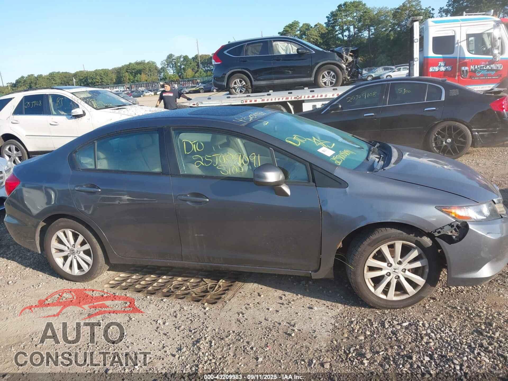 HONDA CIVIC 2012 - 2HGFB2F90CH520044