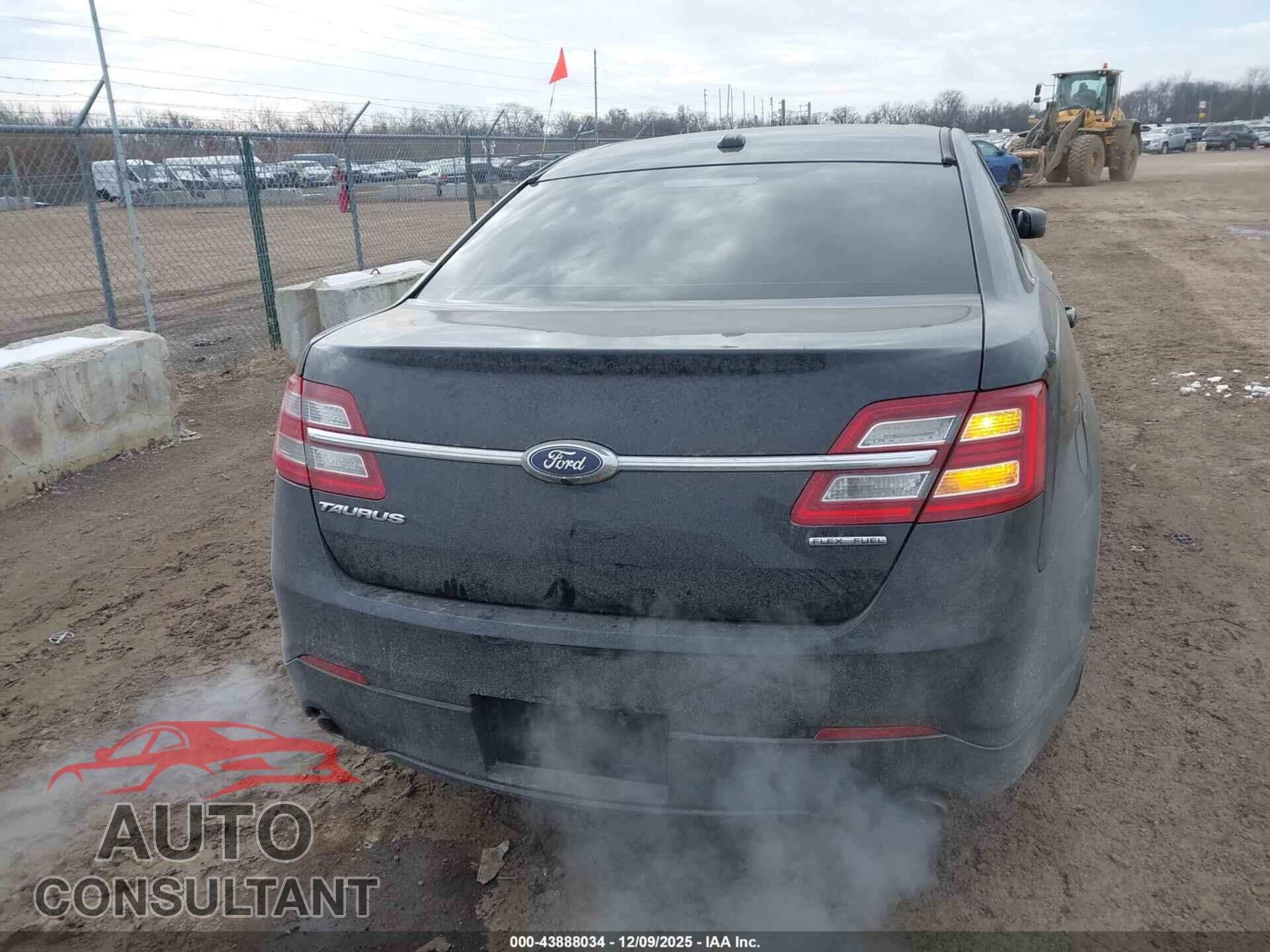 FORD TAURUS 2016 - 1FAHP2D89GG148018