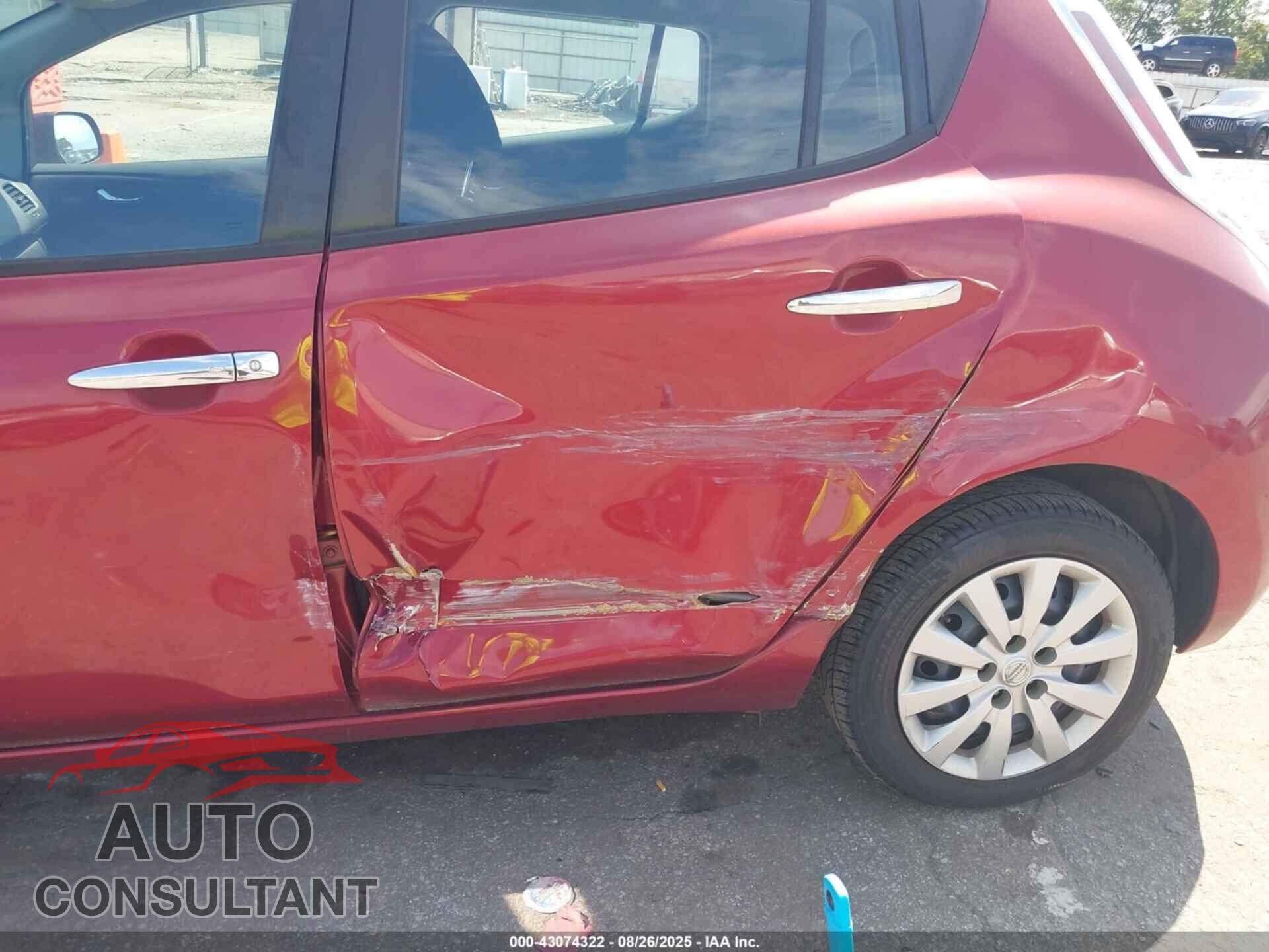 NISSAN LEAF 2015 - 1N4AZ0CP7FC311117