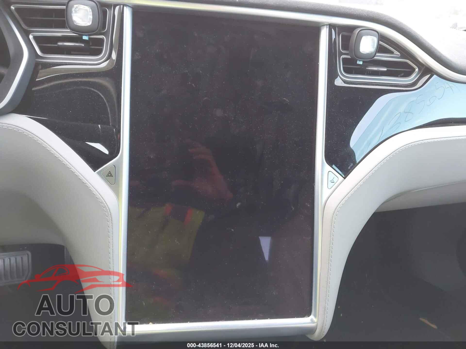 TESLA MODEL S 2015 - 5YJSA1S20FF093624