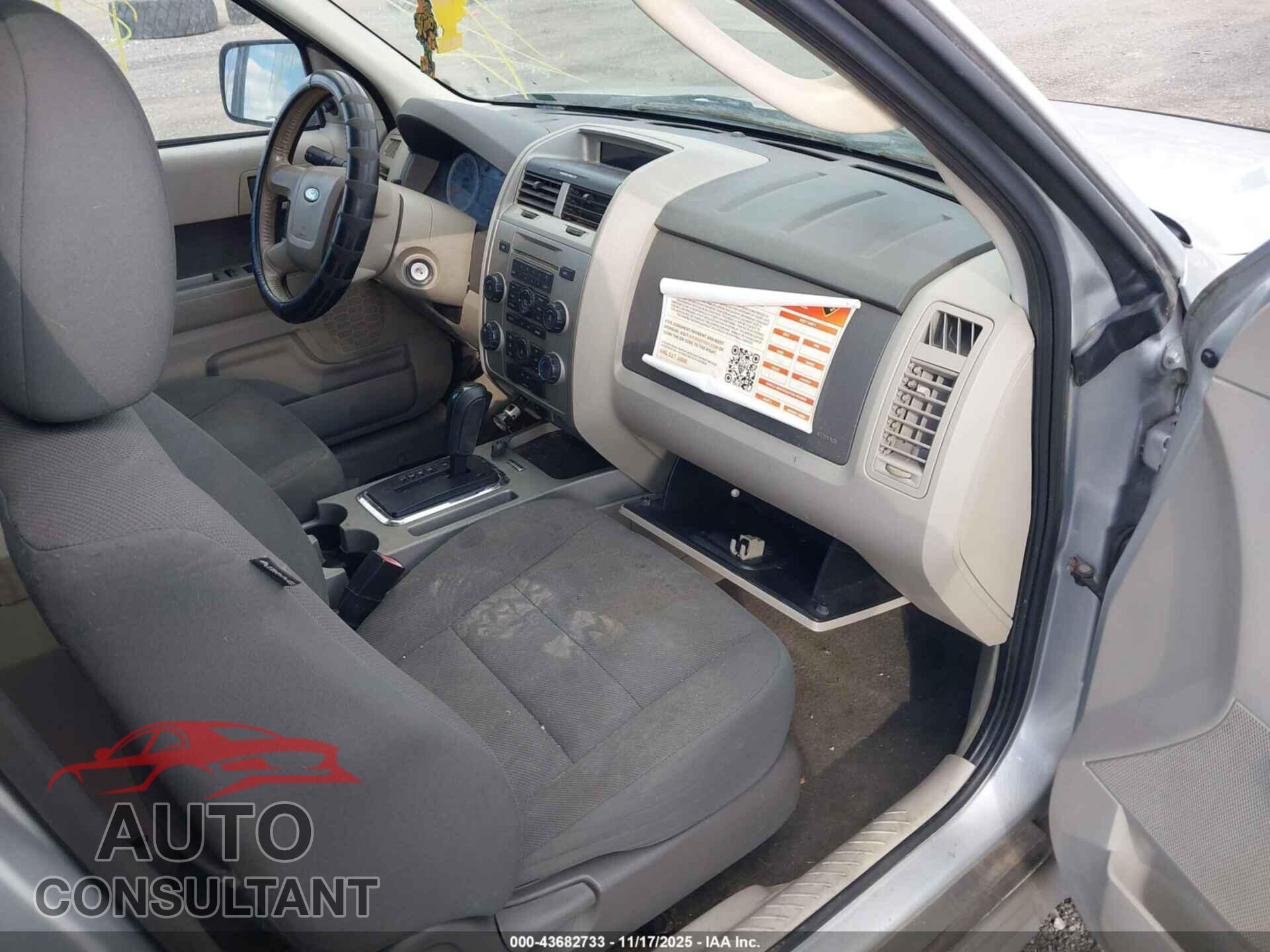 FORD ESCAPE 2010 - 1FMCU0D77AKA10972