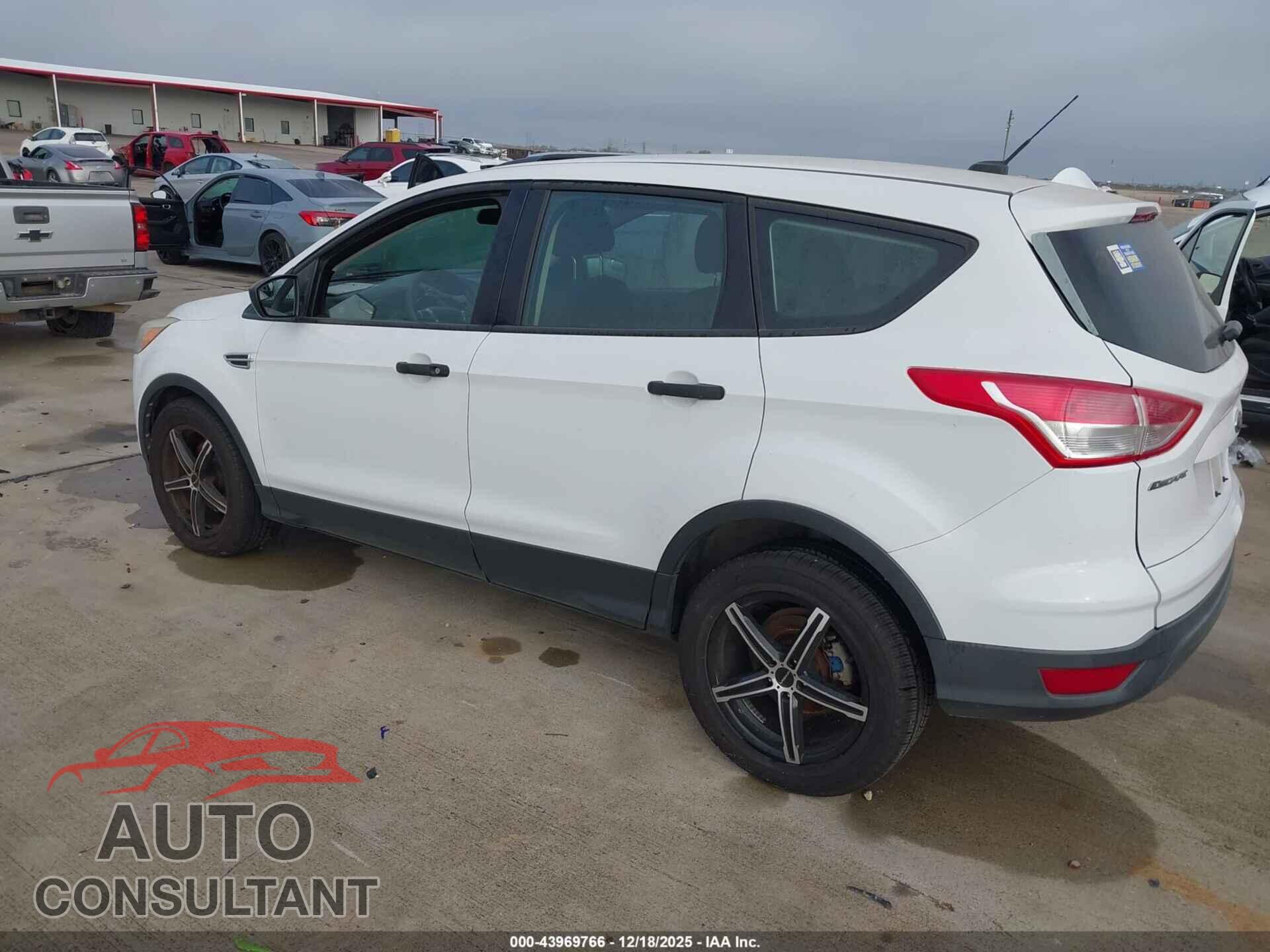 FORD ESCAPE 2014 - 1FMCU0F77EUD00877