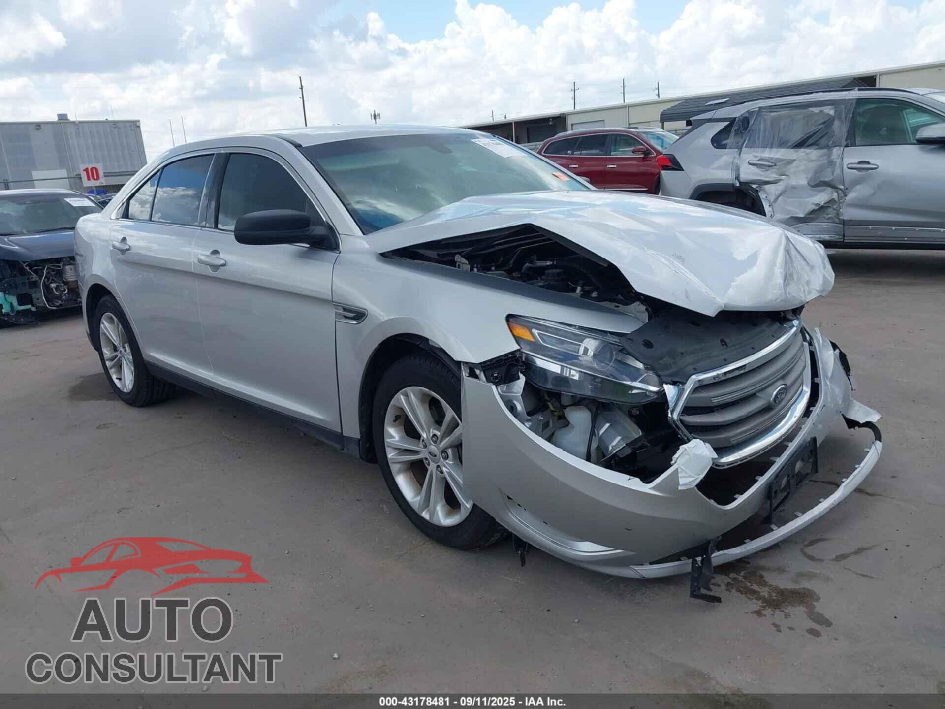 FORD TAURUS 2016 - 1FAHP2D88GG157972