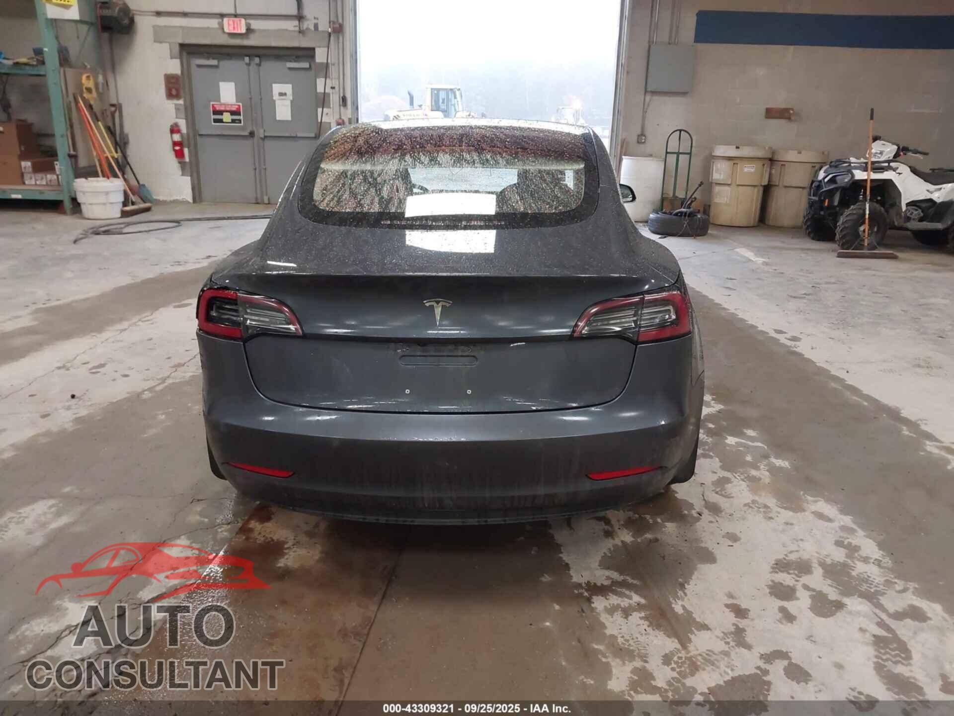 TESLA MODEL 3 2018 - 5YJ3E1EA3JF035592