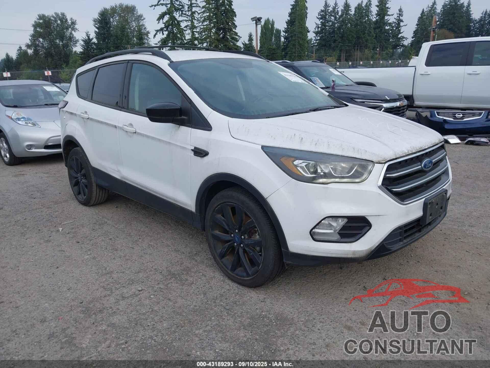 FORD ESCAPE 2018 - 1FMCU9GD8JUA04852