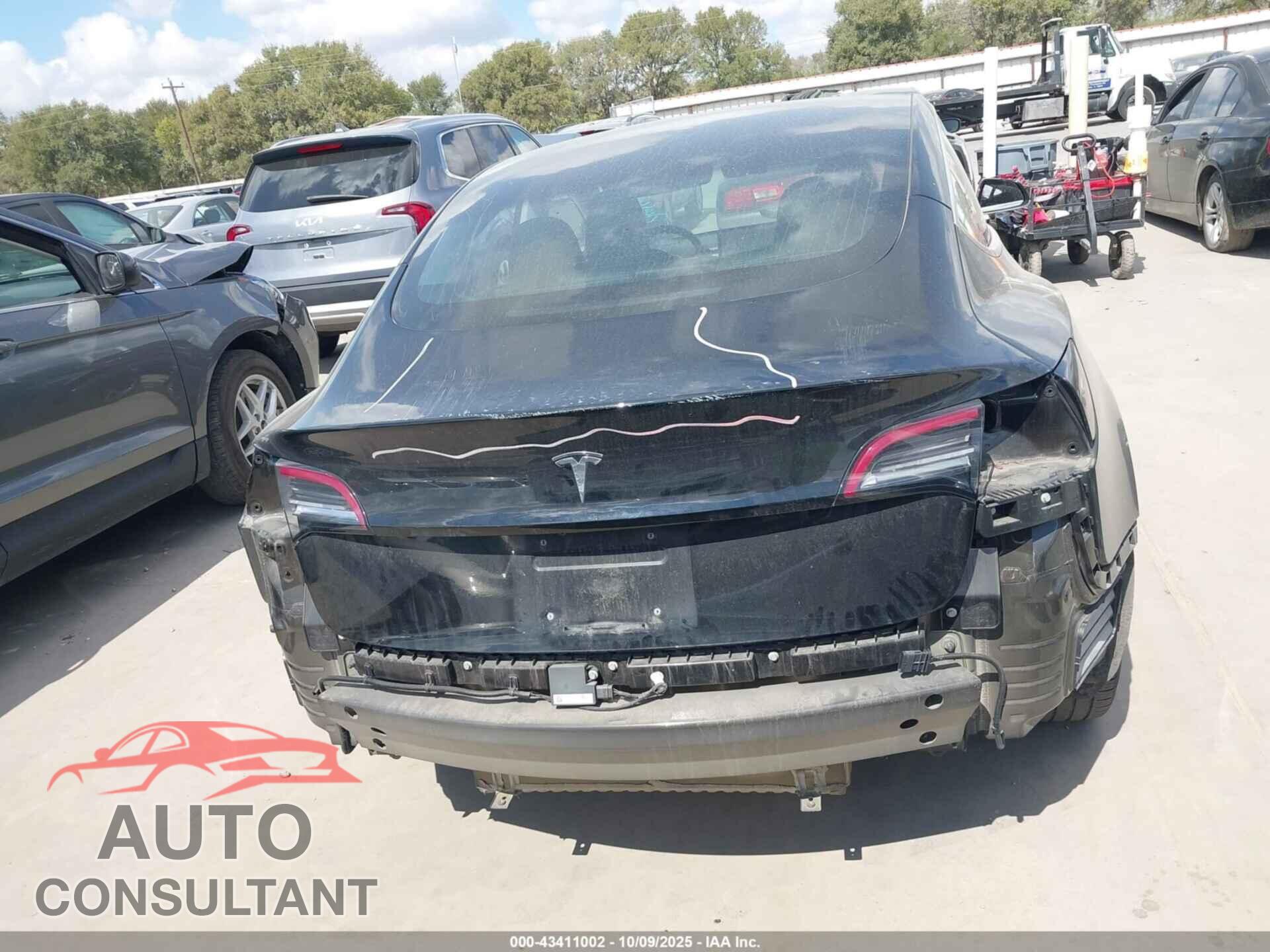 TESLA MODEL 3 2018 - 5YJ3E1EA7JF157100