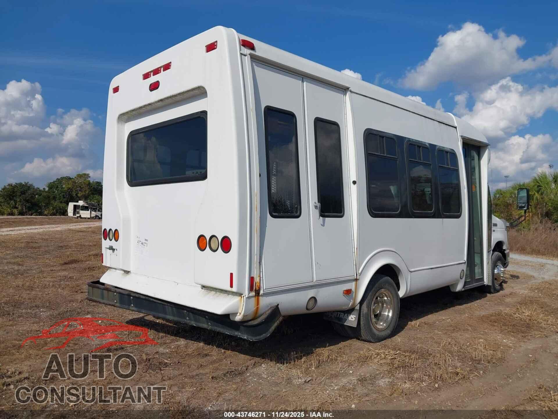 FORD E-350 CUTAWAY 2010 - 1FDEE3FL1ADA63009