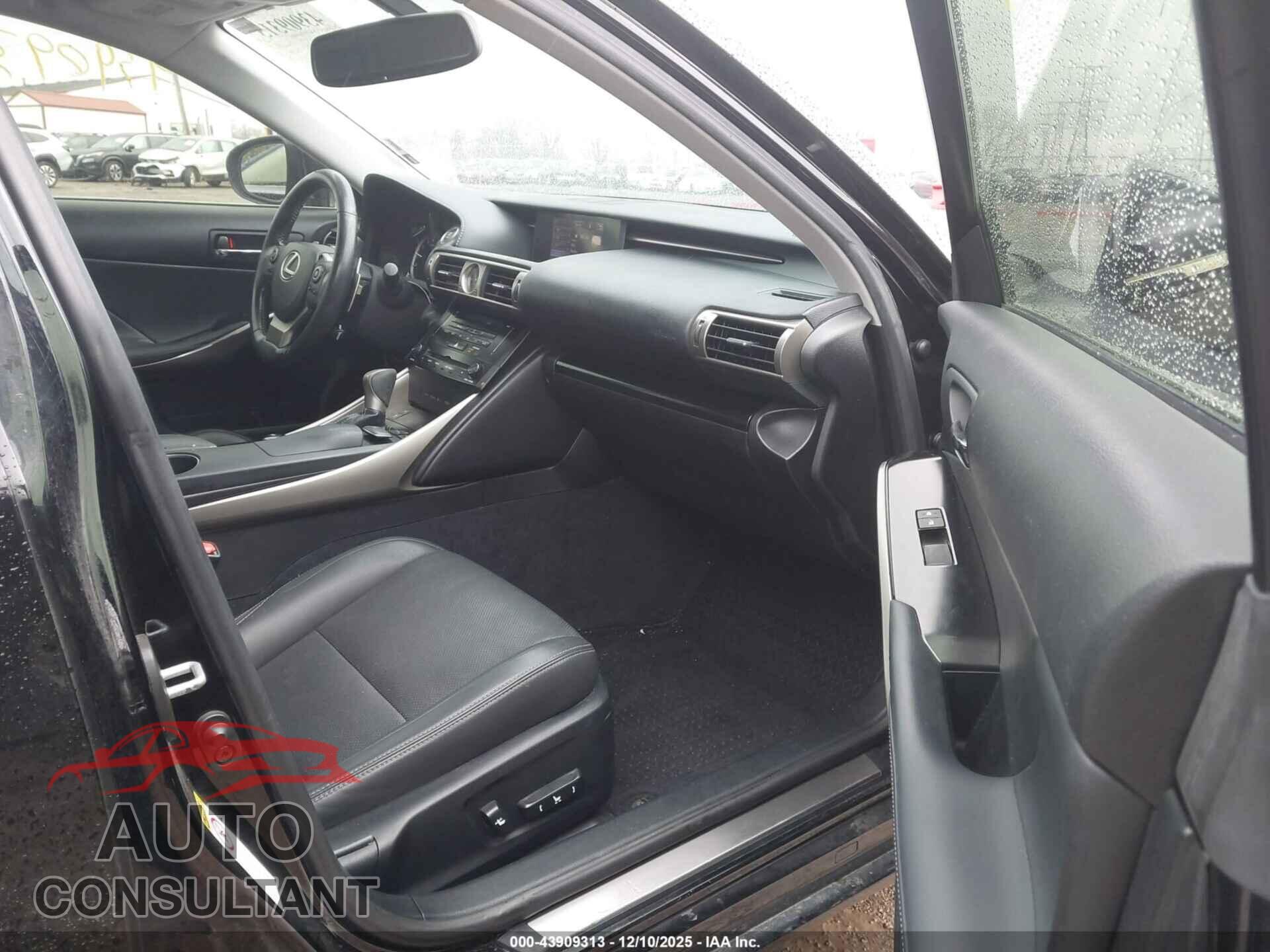 LEXUS IS 250 2014 - JTHBF1D20E5020864