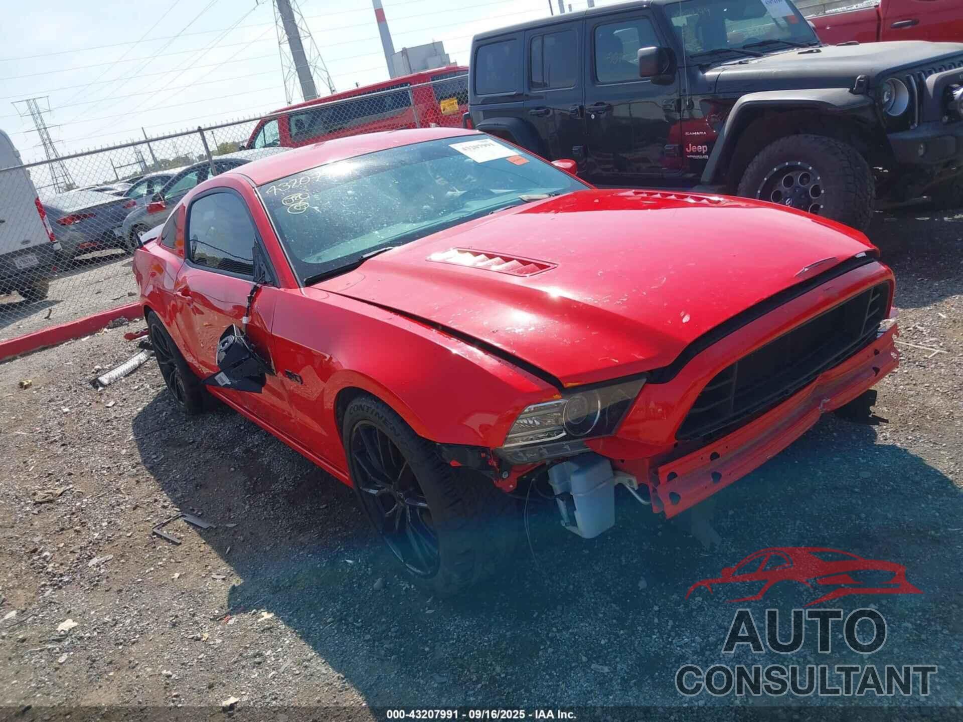 FORD MUSTANG 2014 - 1ZVBP8CF5E5200625