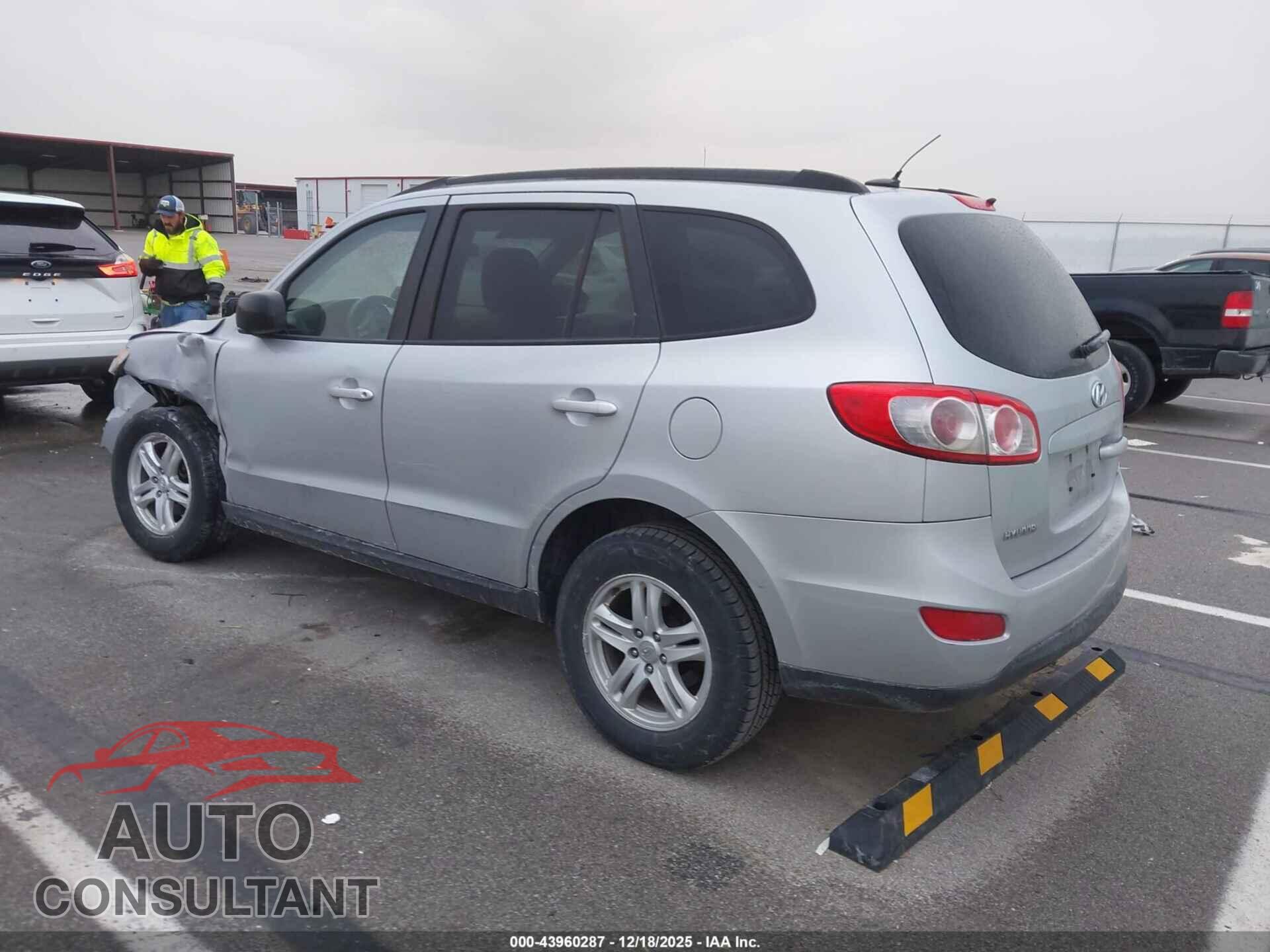 HYUNDAI SANTA FE 2010 - 5NMSG3AB5AH347301