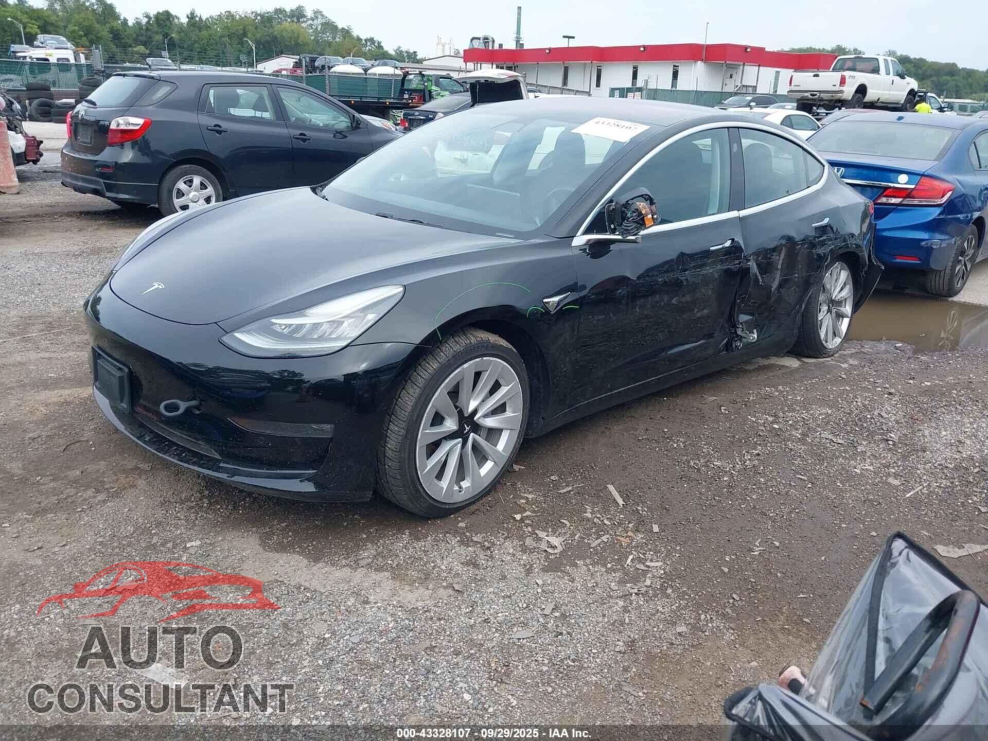 TESLA MODEL 3 2018 - 5YJ3E1EA9JF046855