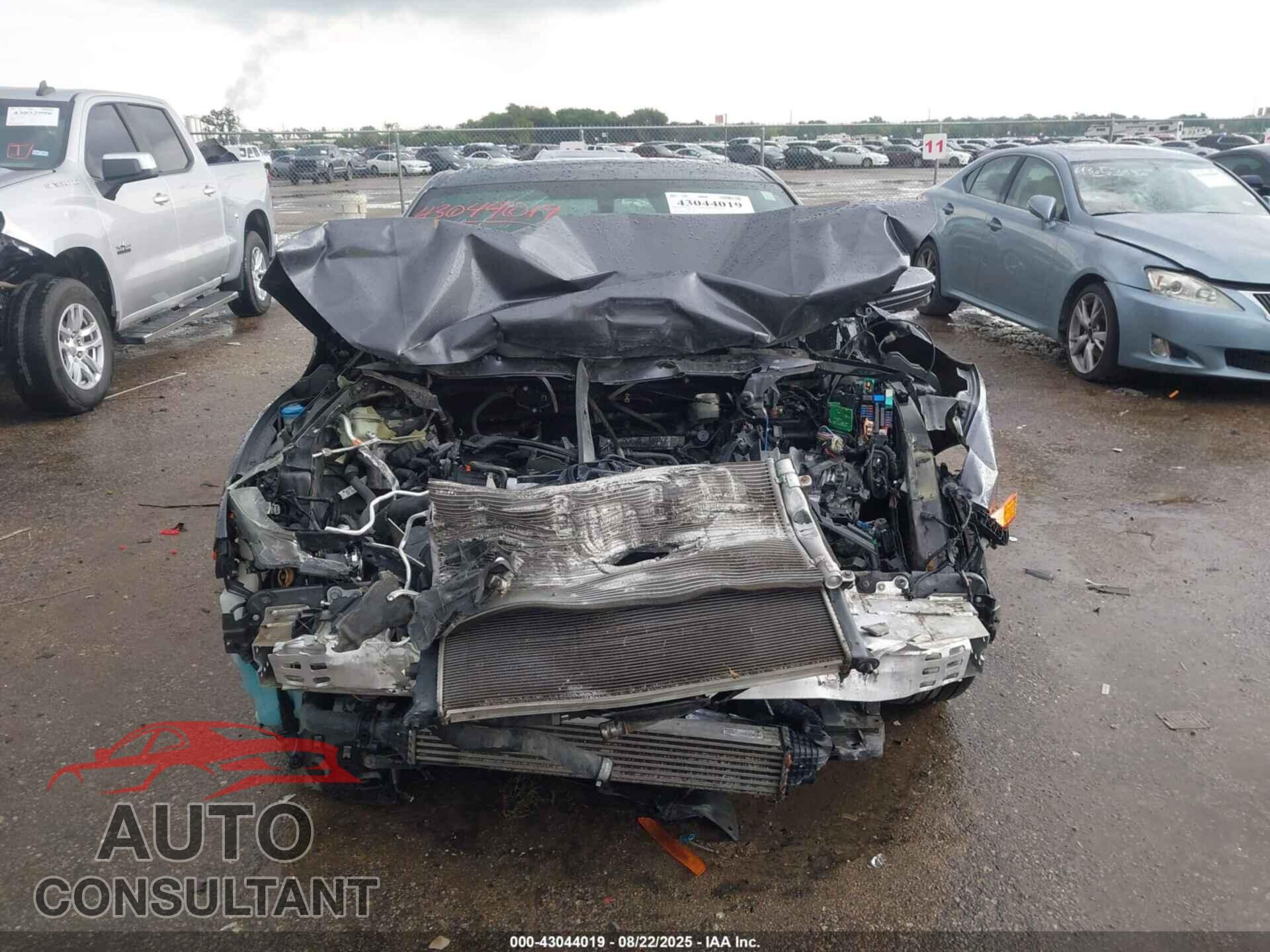 HONDA CIVIC 2018 - 2HGFC3B32JH356426