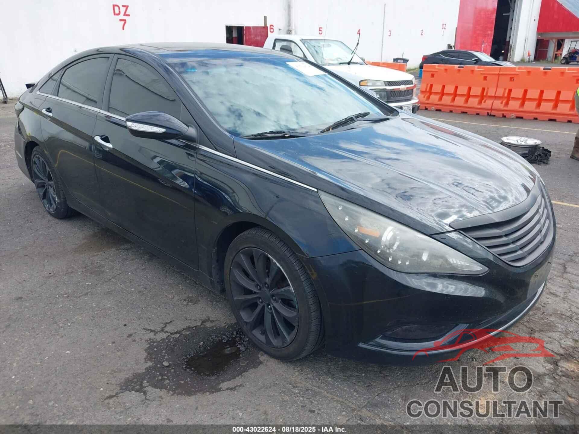 HYUNDAI SONATA 2011 - 5NPEC4AB3BH212076