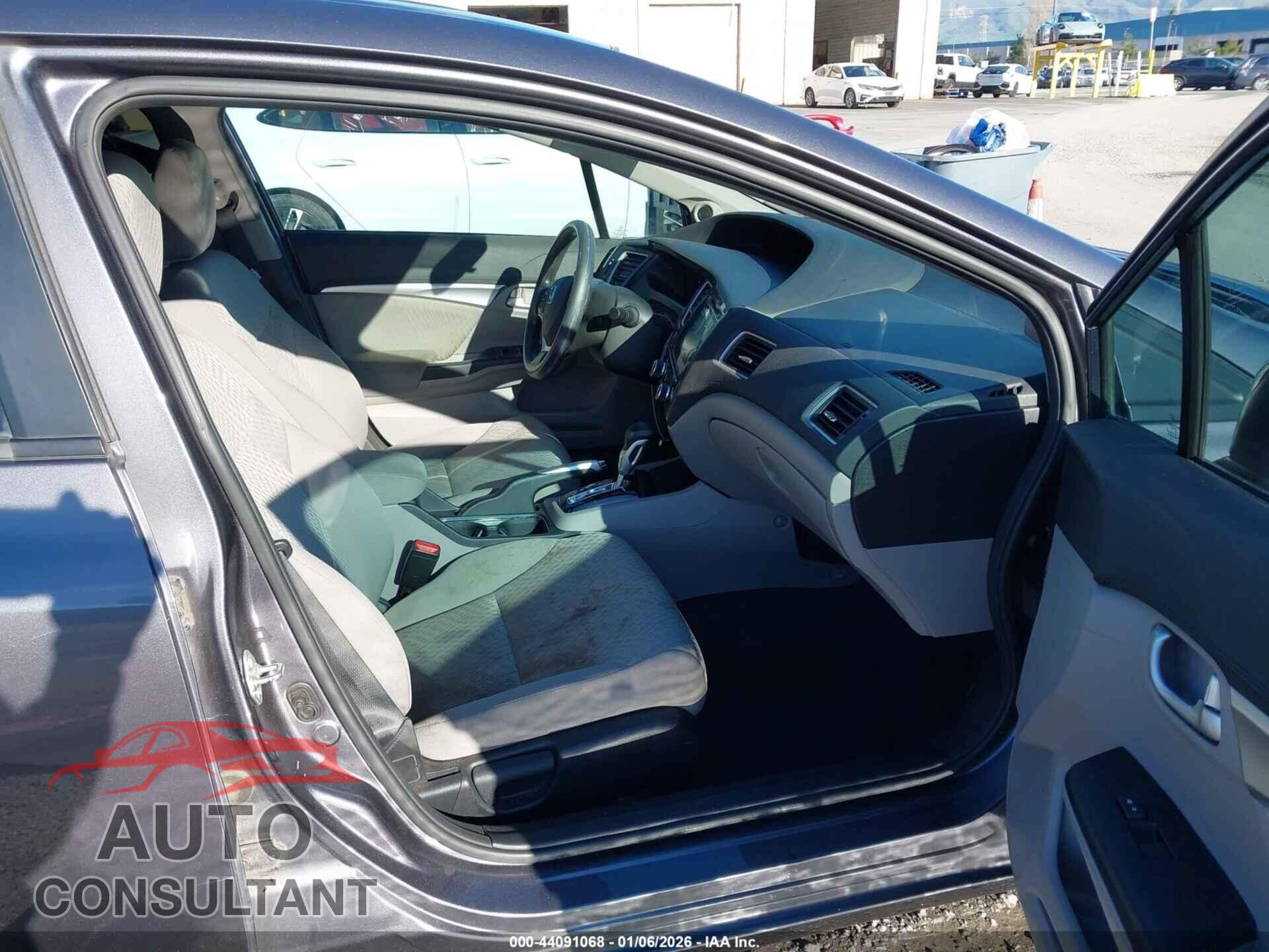 HONDA CIVIC 2015 - 19XFB2F83FE295575