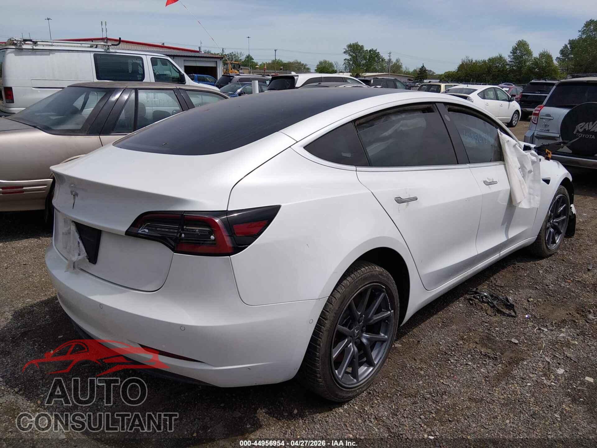TESLA MODEL 3 2020 - 5YJ3E1EA4LF747211