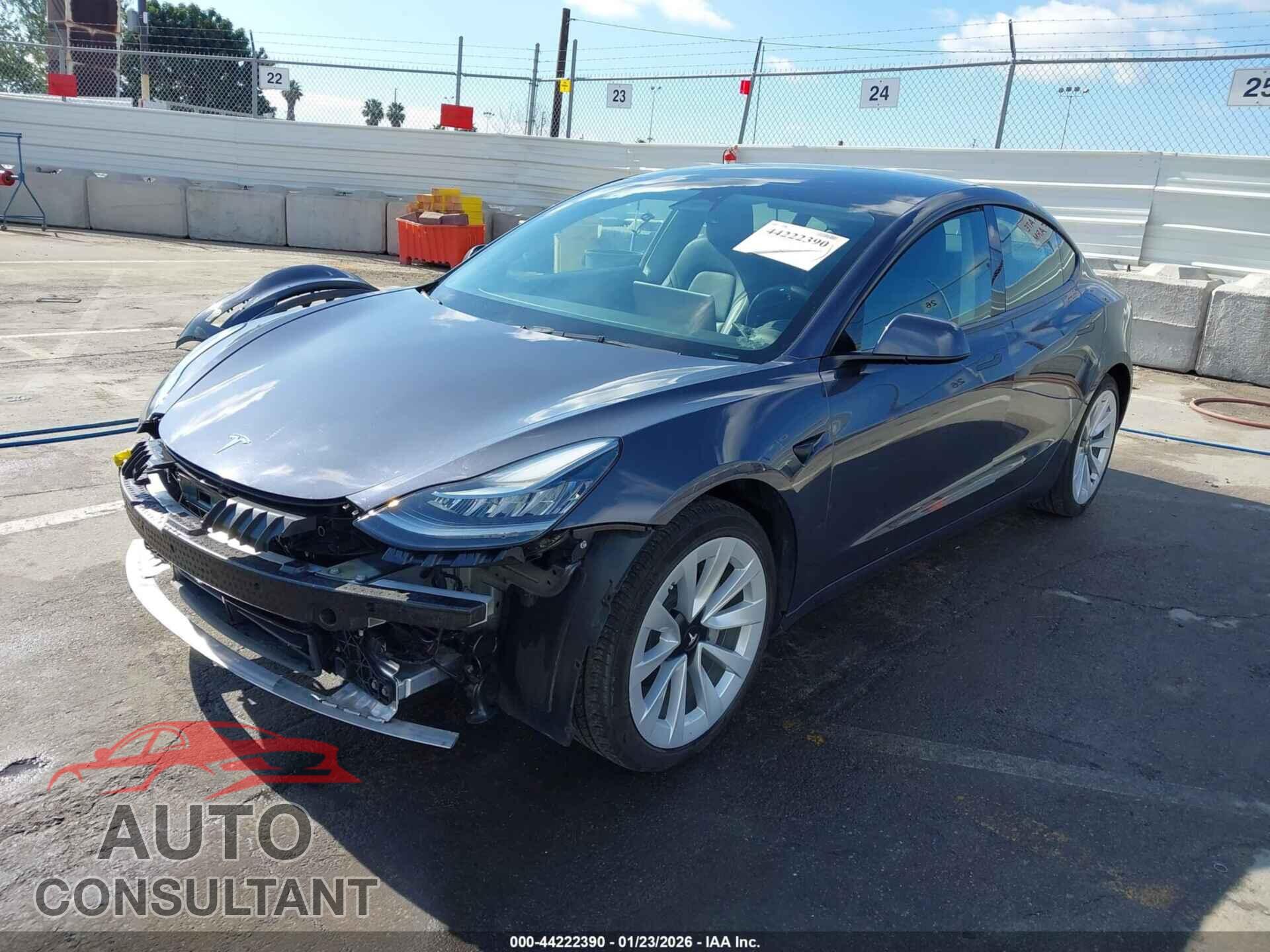 TESLA MODEL 3 2022 - 5YJ3E1EA2NF241329