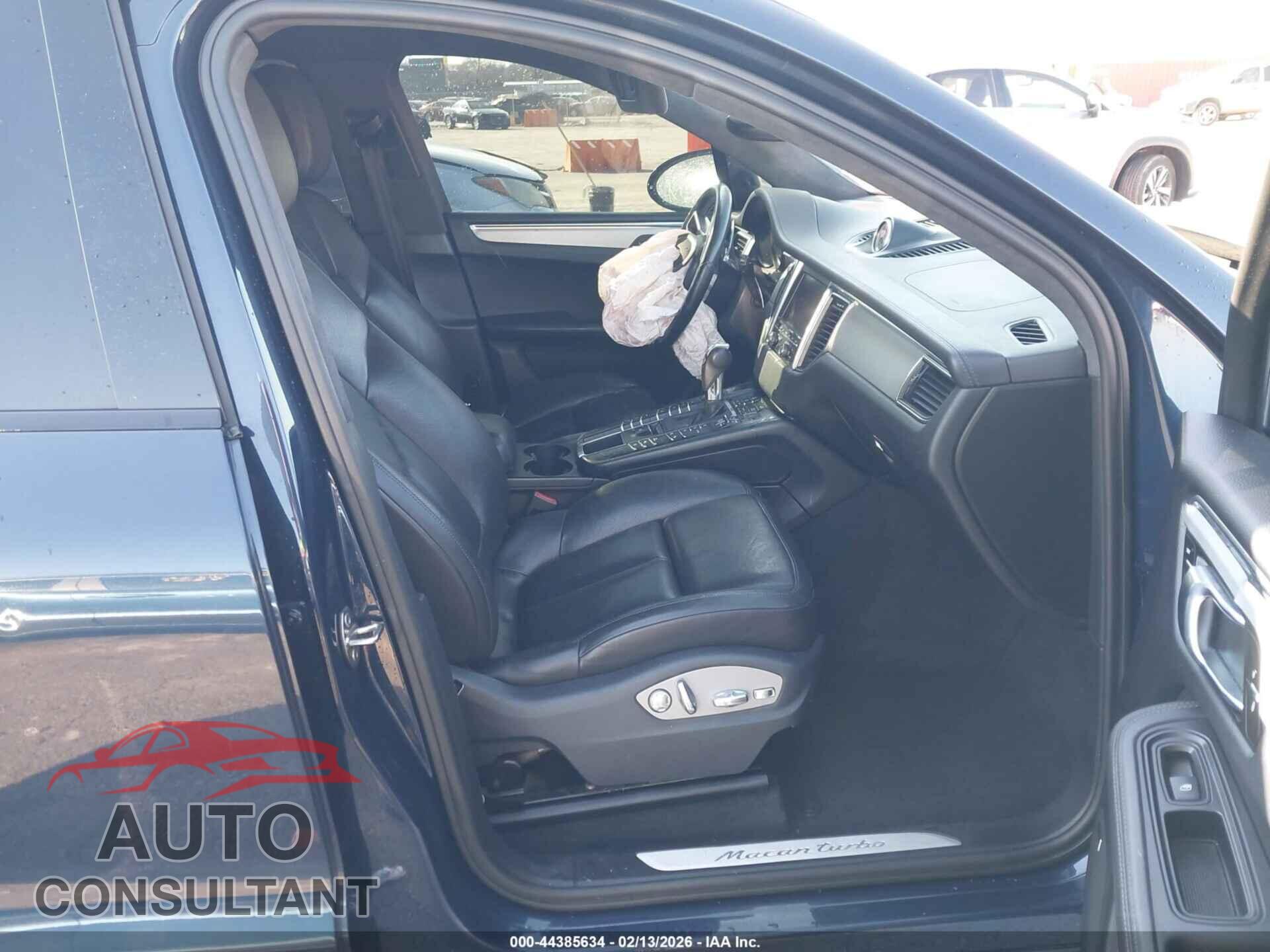 PORSCHE MACAN 2016 - WP1AF2A58GLB90436
