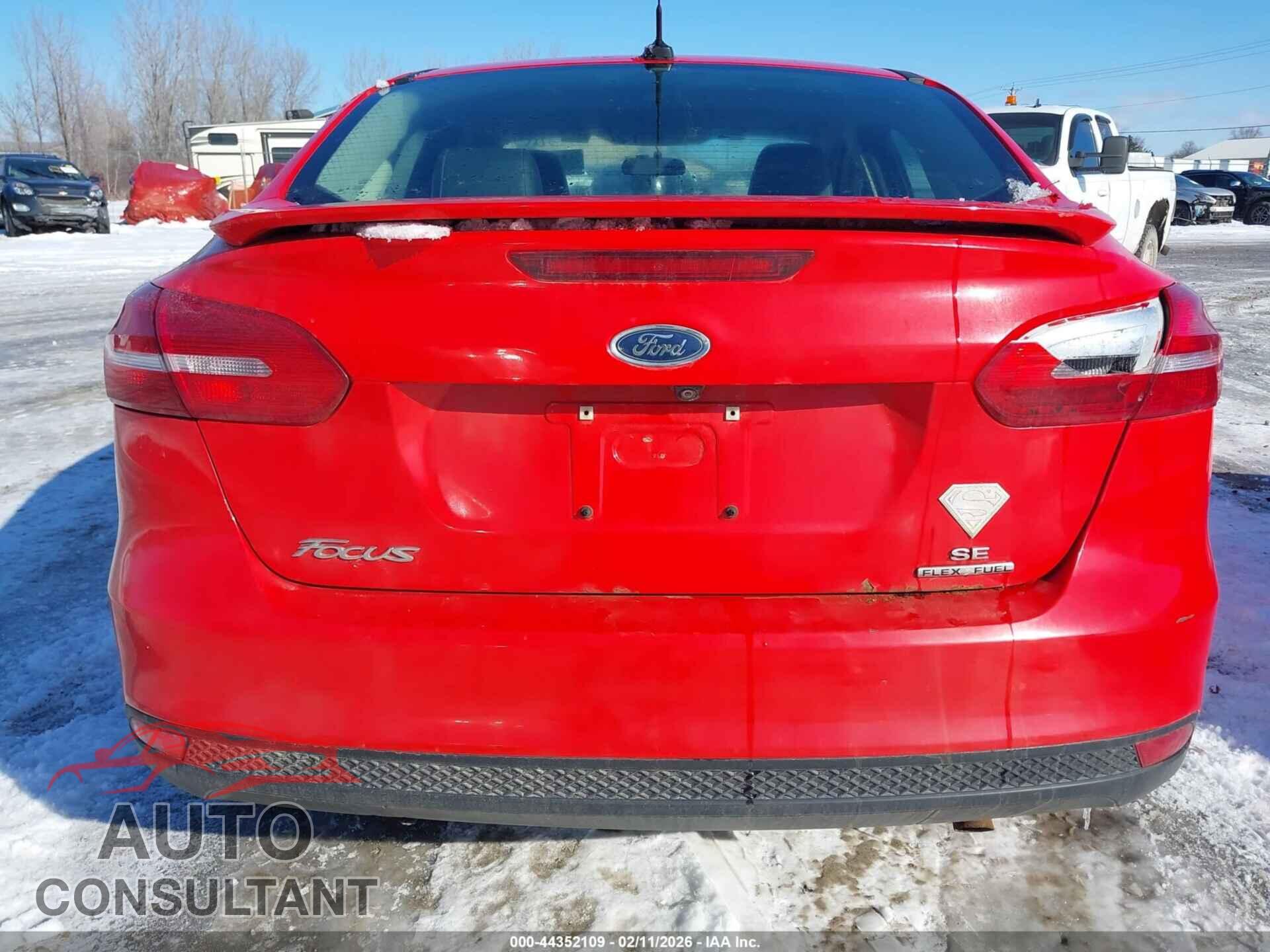 FORD FOCUS 2015 - 1FADP3F29FL320048