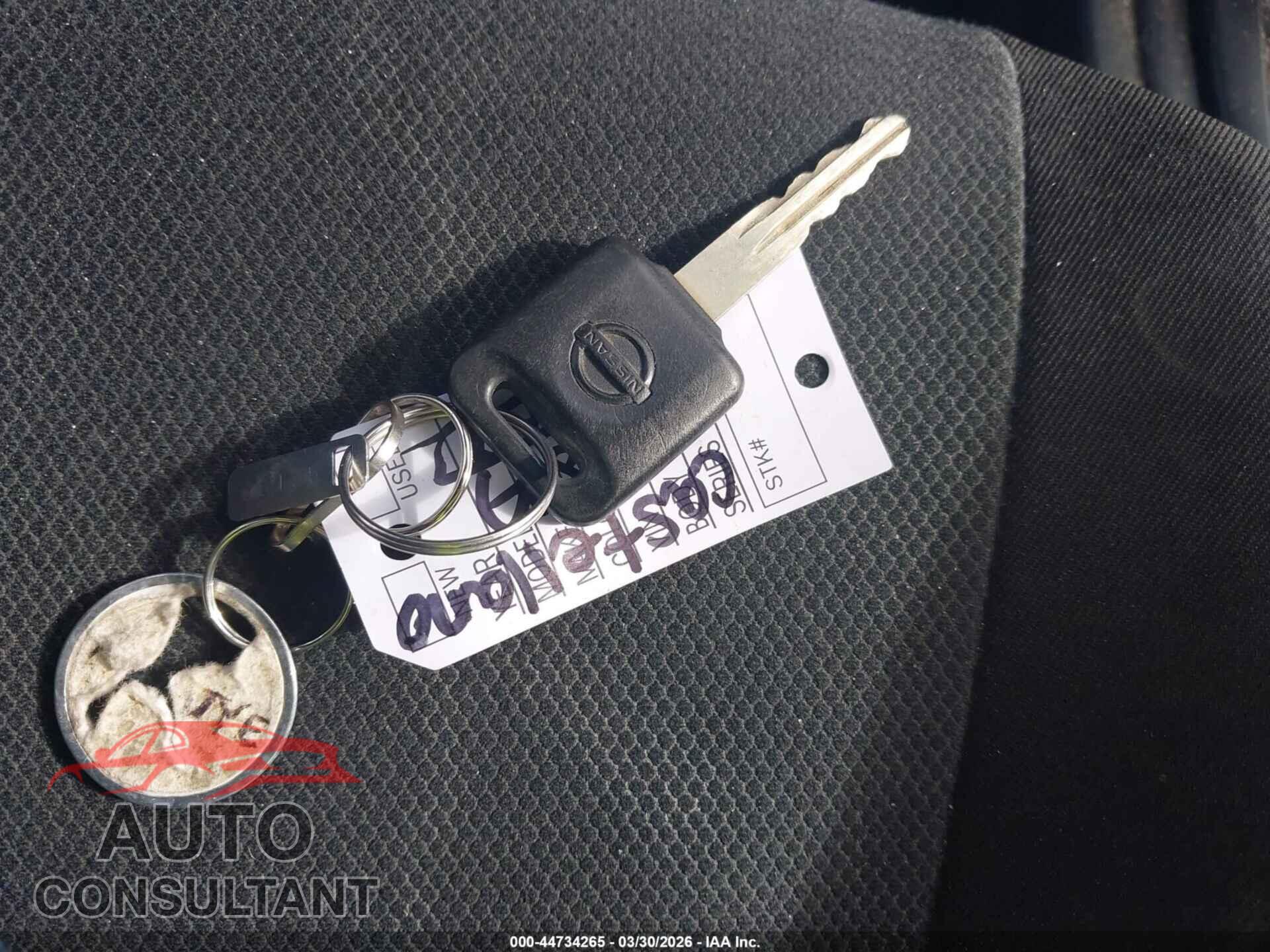 NISSAN VERSA NOTE 2017 - 3N1CE2CP4HL364992