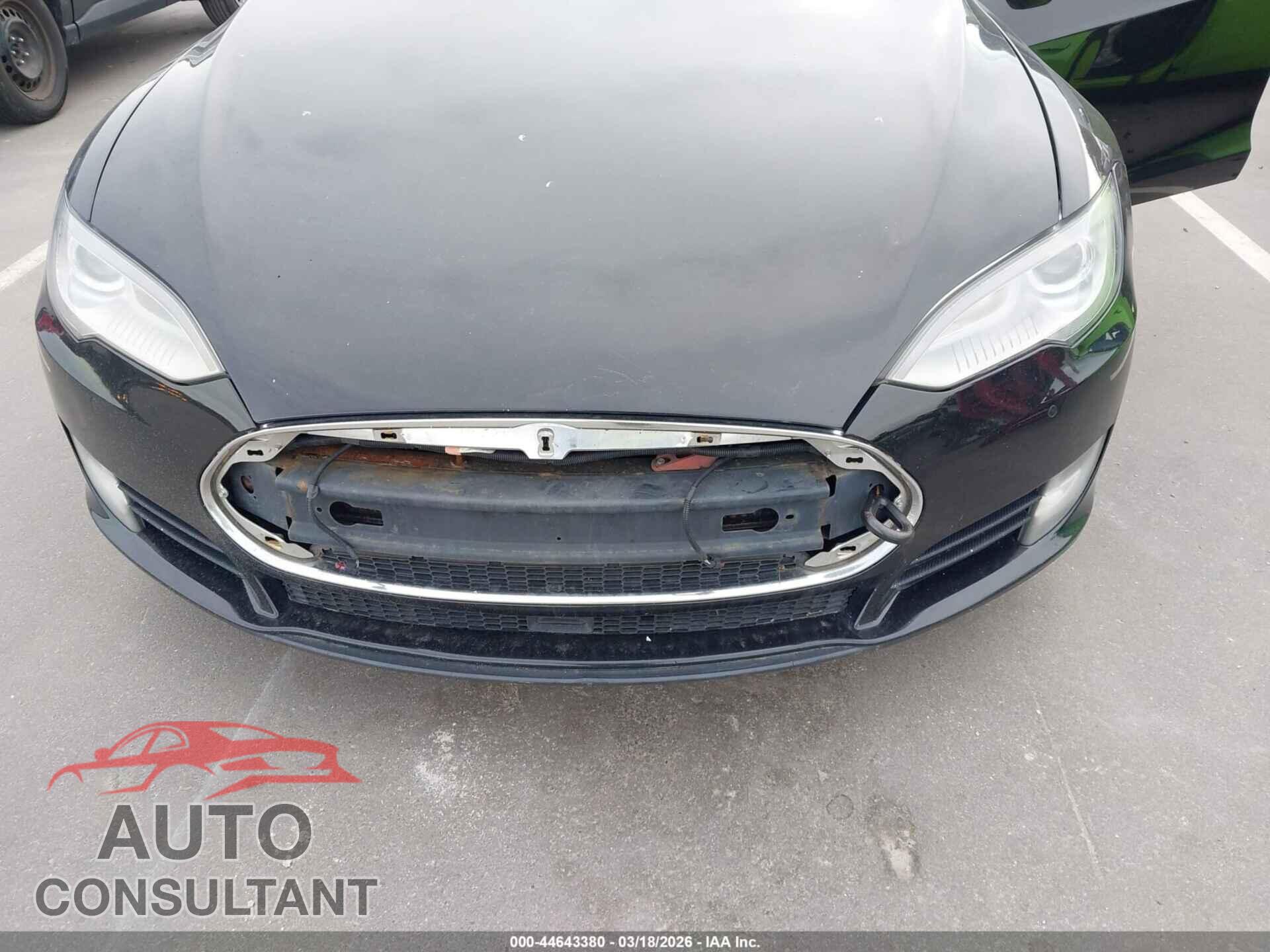 TESLA MODEL S 2015 - 5YJSA1H29FFP67809