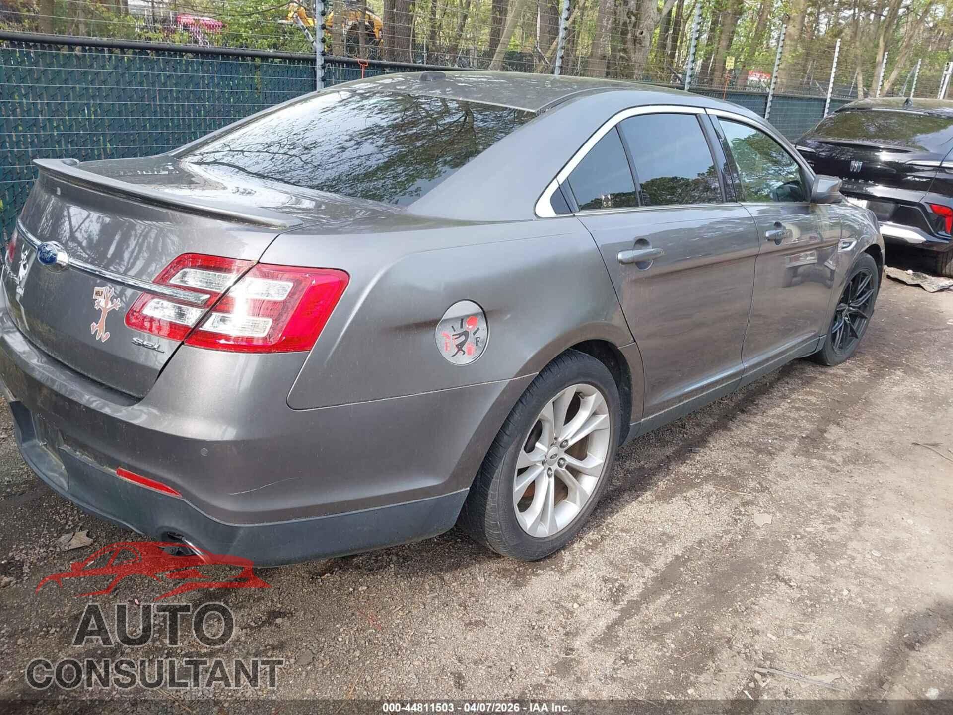 FORD TAURUS 2013 - 1FAHP2E87DG224720