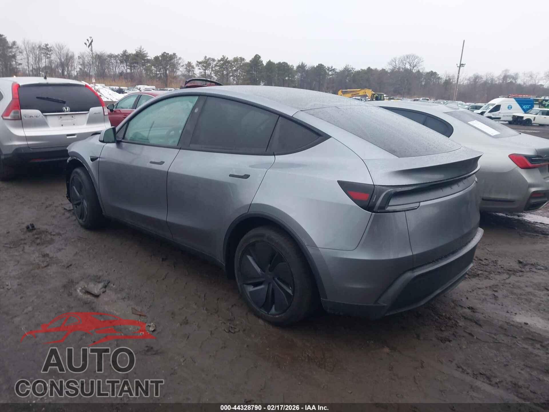 TESLA MODEL Y 2026 - 7SAYGDED2TF433264