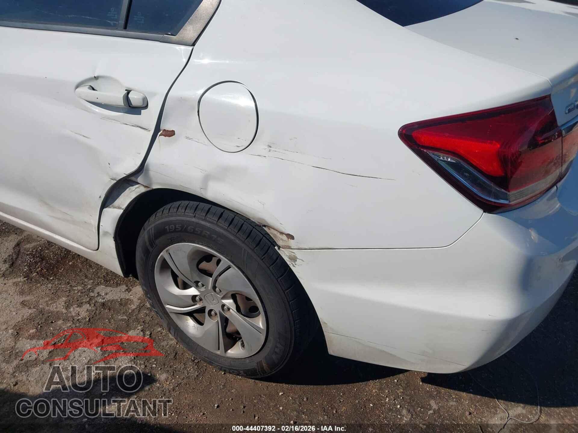 HONDA CIVIC 2015 - 19XFB2F53FE087153