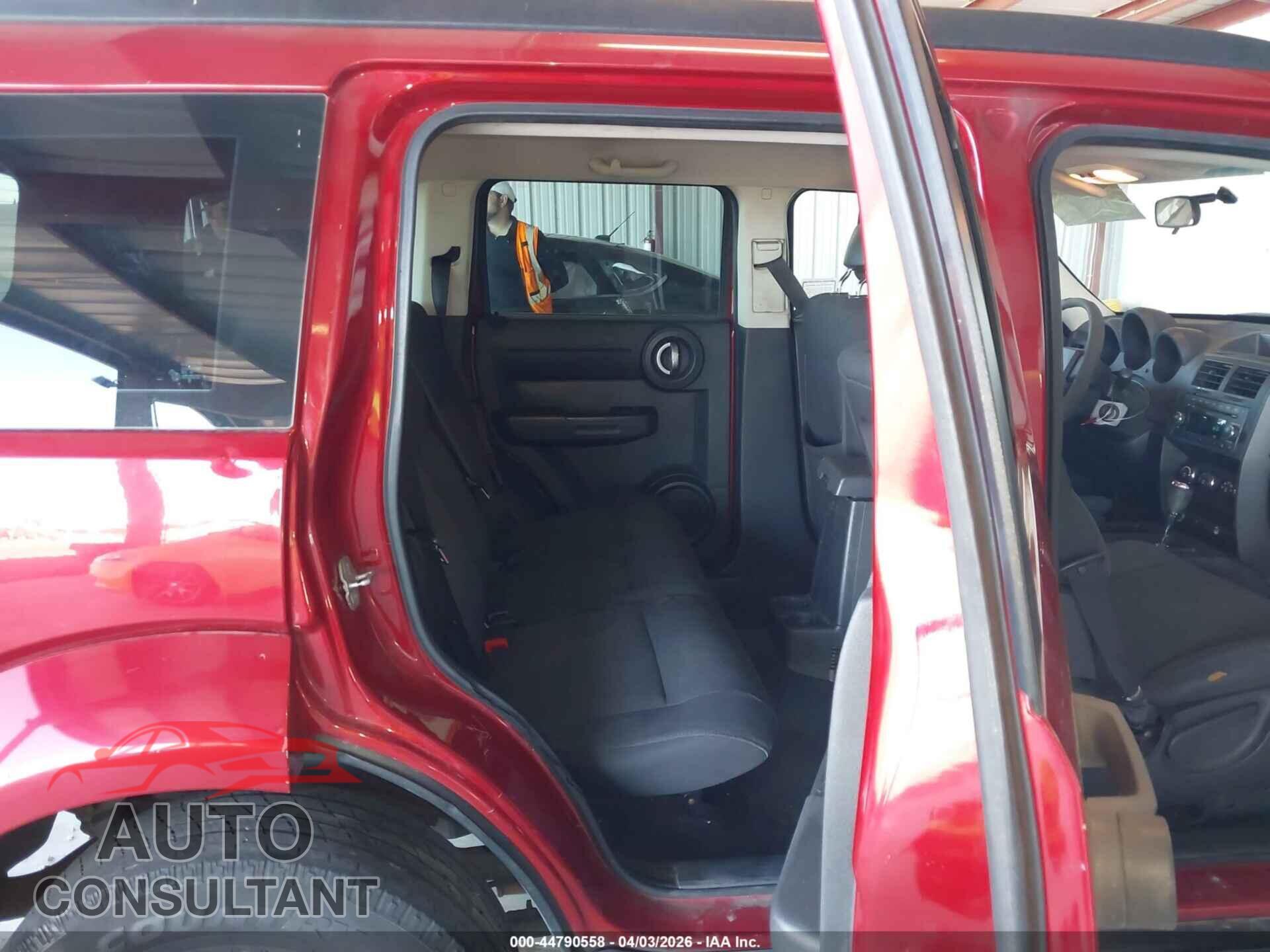 DODGE NITRO 2011 - 1D4PT2GK2BW516050
