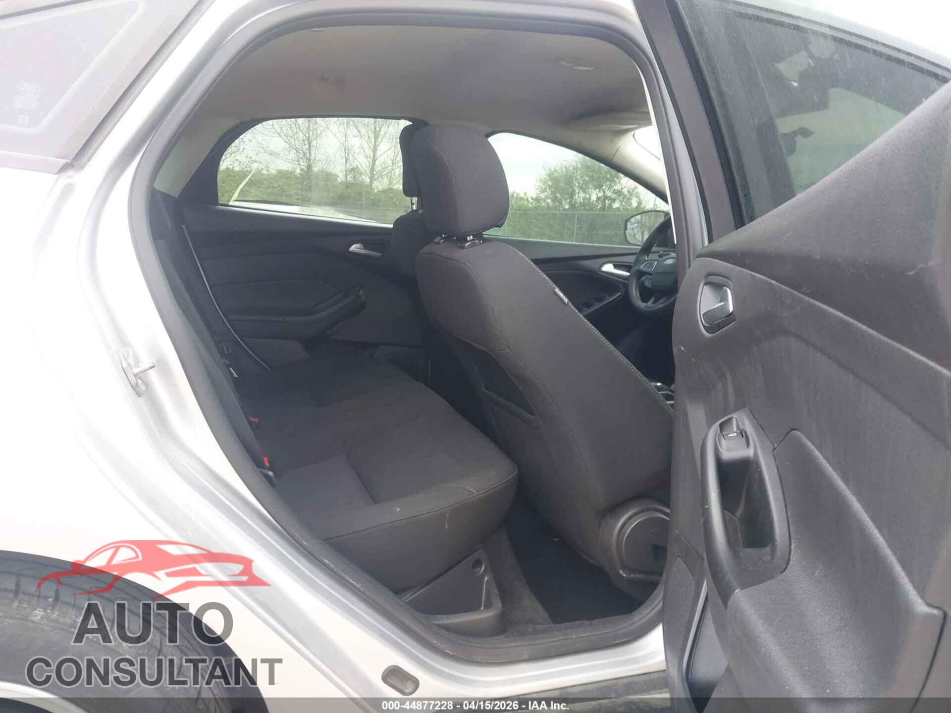 FORD FOCUS 2017 - 1FADP3F2XHL324693