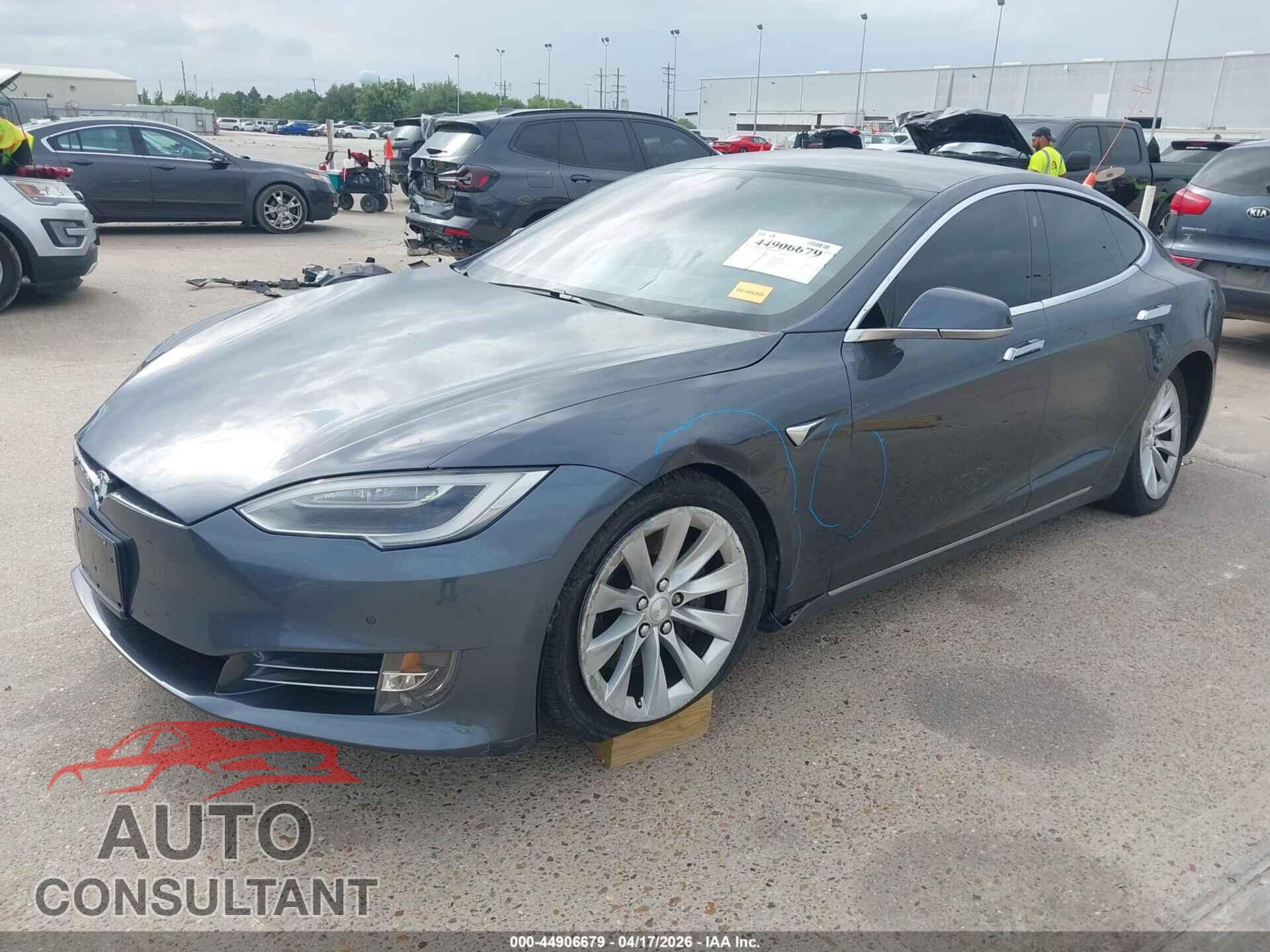 TESLA MODEL S 2017 - 5YJSA1E10HF202699