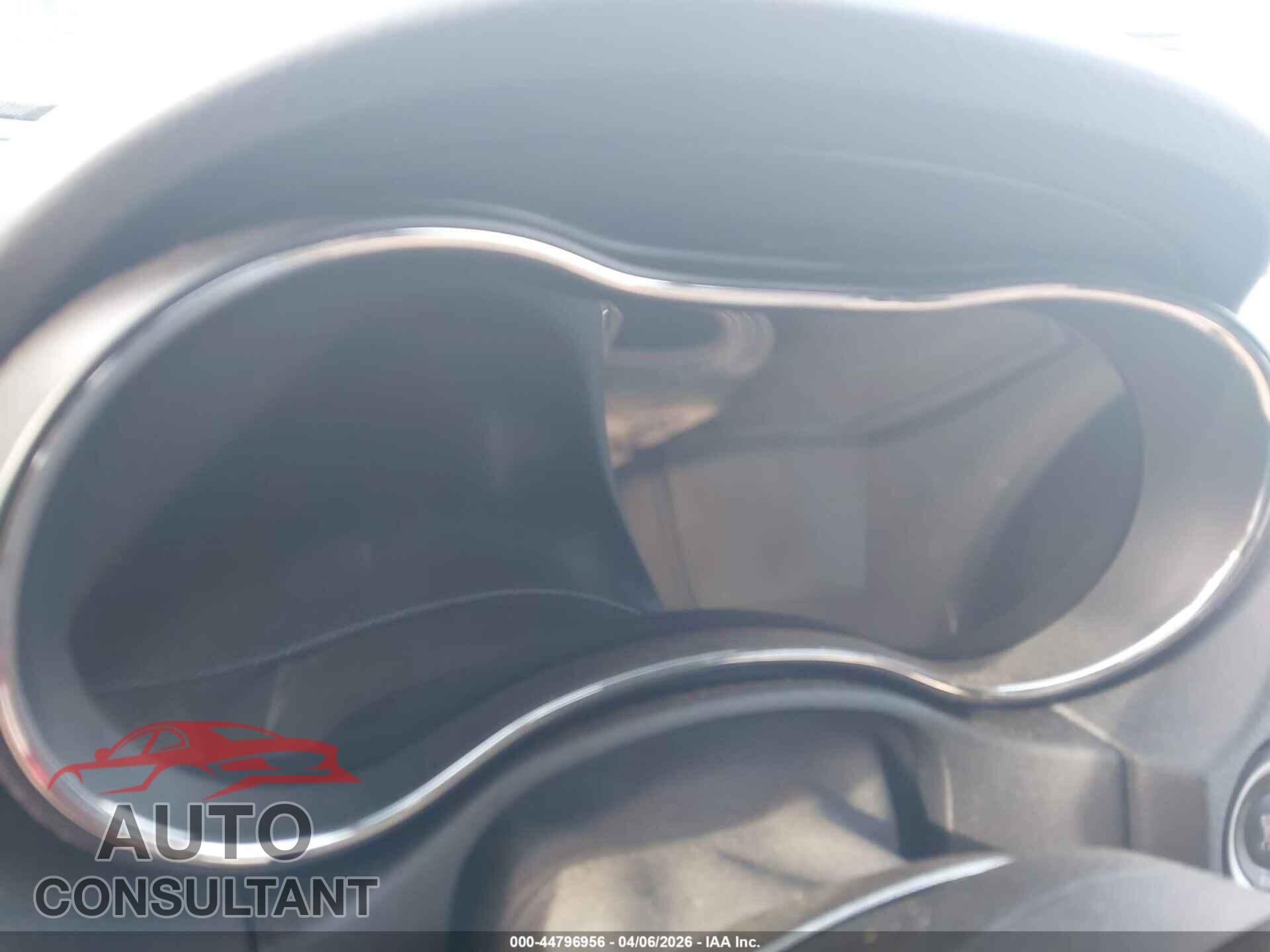DODGE DURANGO 2015 - 1C4SDJCT2FC223513