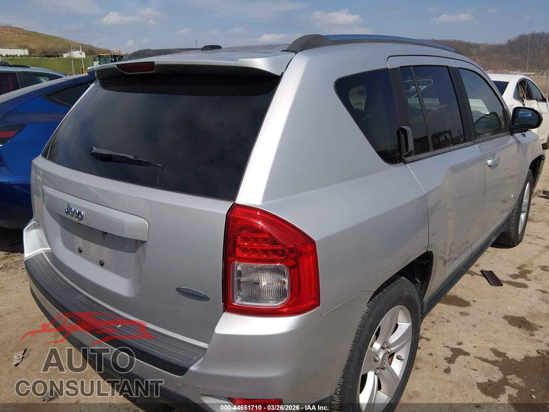 JEEP COMPASS 2011 - 1J4NF1FB8BD278525