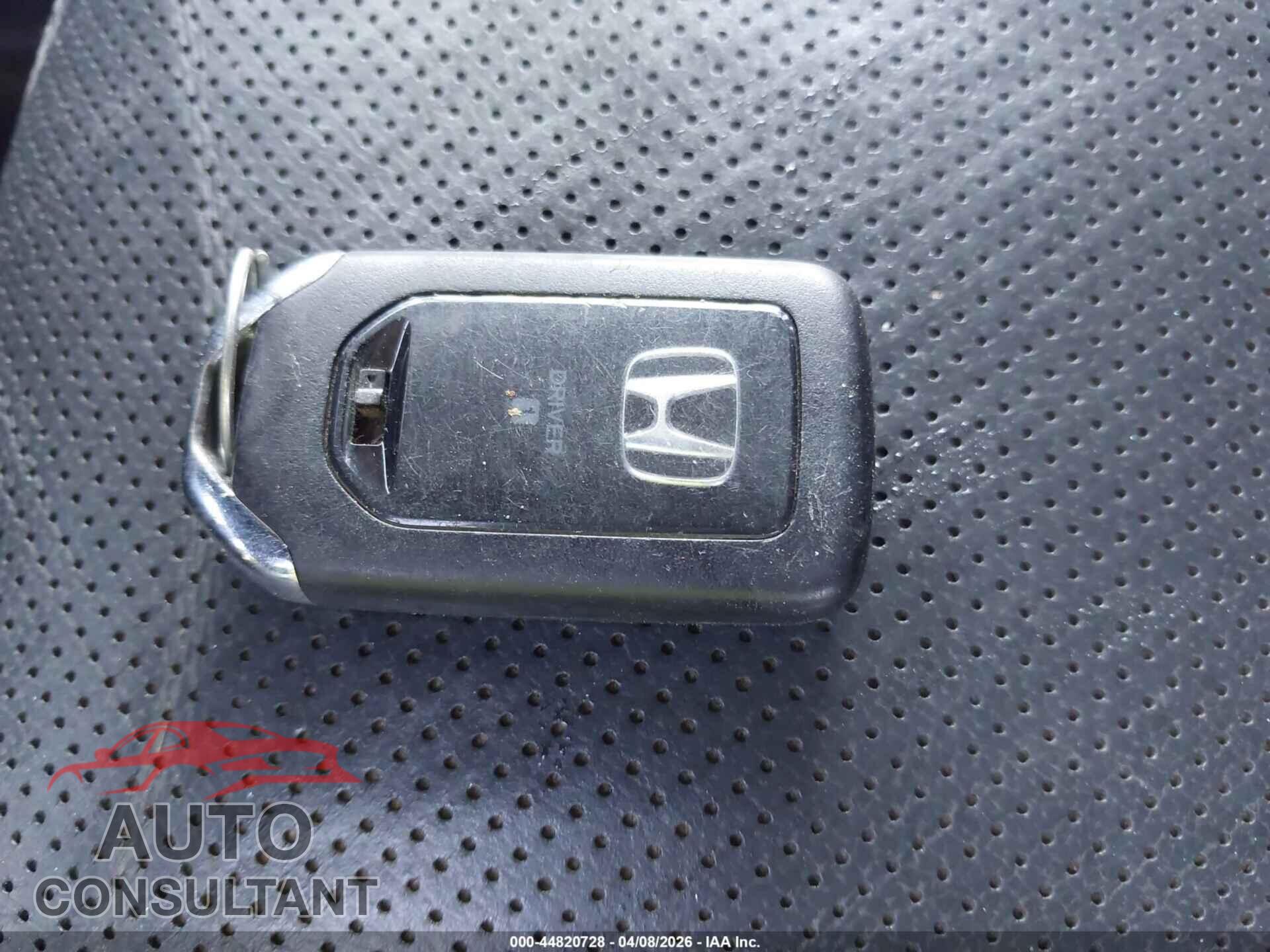 HONDA RIDGELINE 2017 - 5FPYK3F7XHB031926