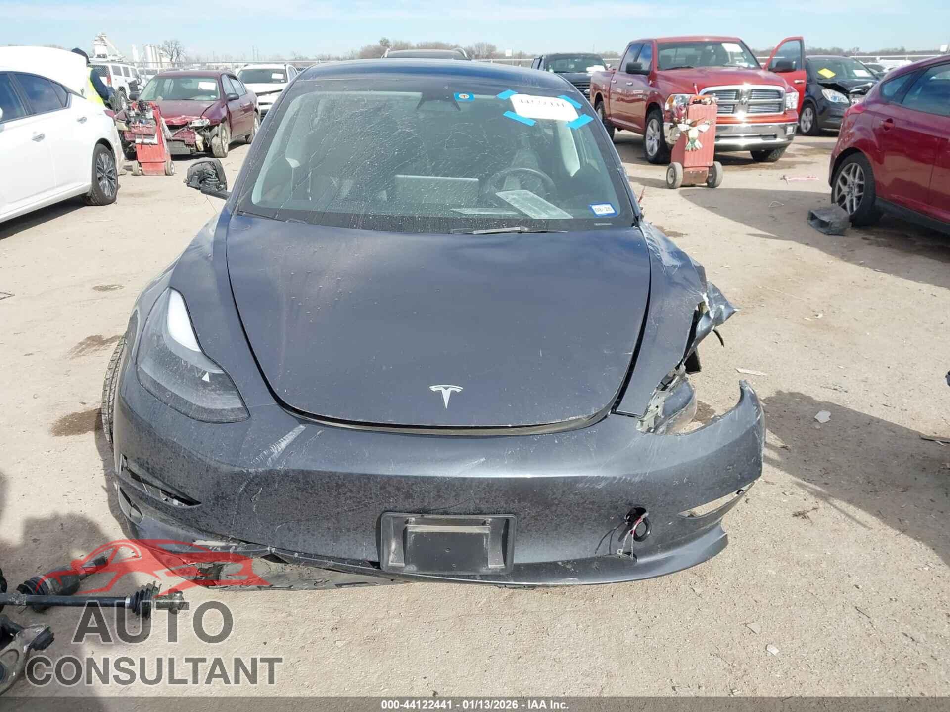 TESLA MODEL 3 2023 - 5YJ3E1EC4PF625357