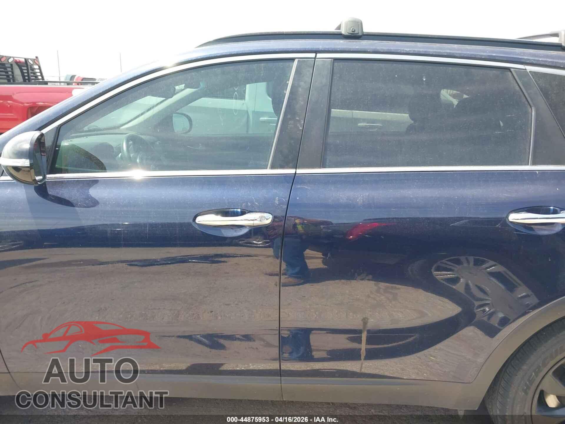 KIA SORENTO 2019 - 5XYPG4A59KG603473